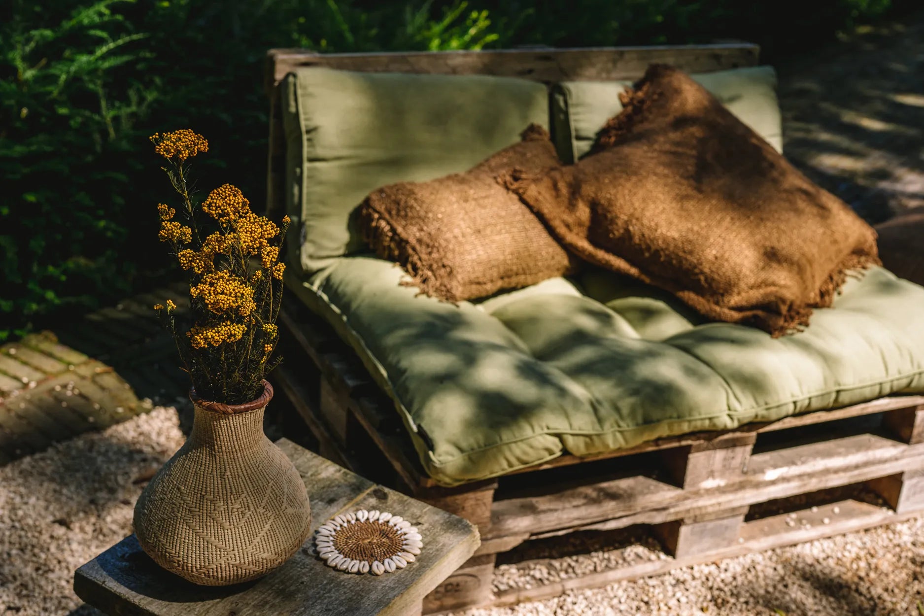 The Oh My Gee Cushion Cover - Brown - 60x60 - Image 2
