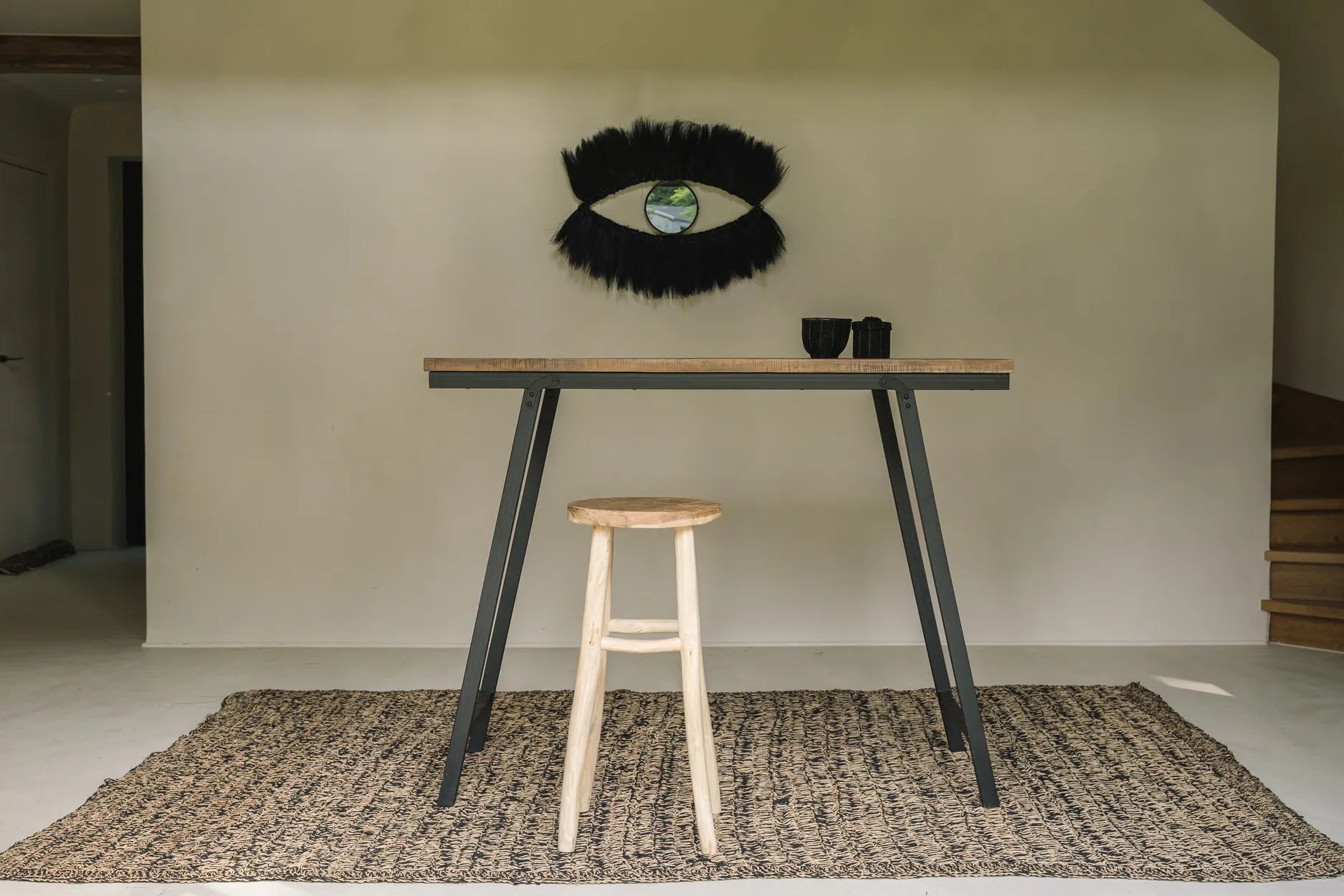 The Black Eye Mirror - Black - Image 2