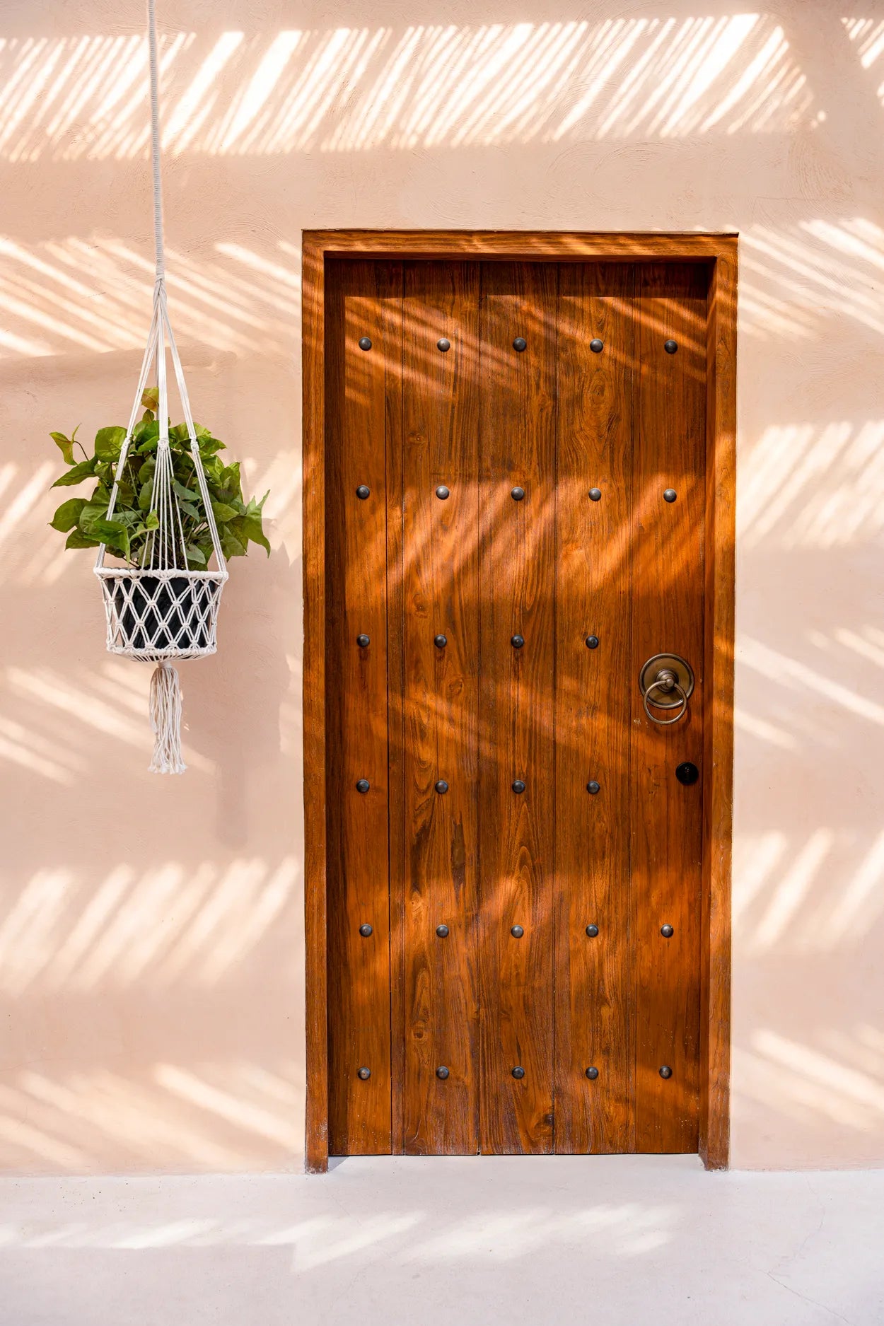 The Macrame Plant Holder - White - L - Image 2
