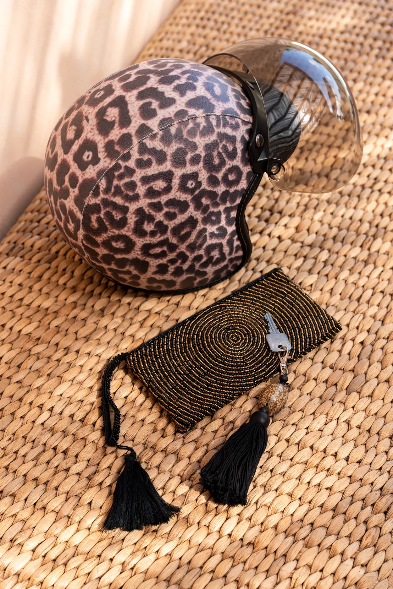 The Golden Clutch - Image 2
