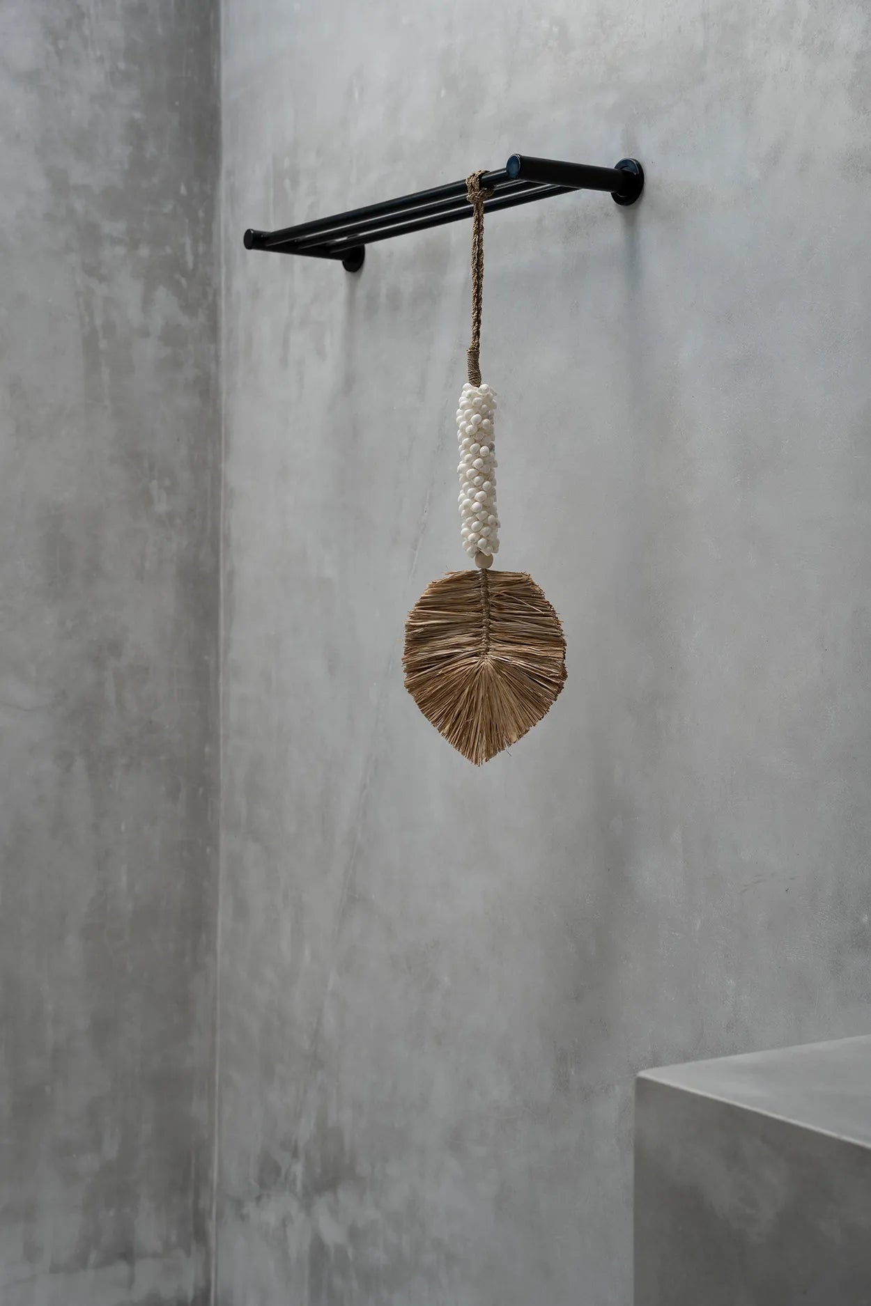 The Raffia Shell Tassel - White Natural - Image 2