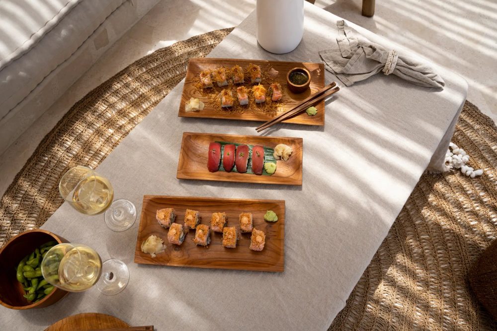 The Teak Root Sushi Plate - S - Image 2