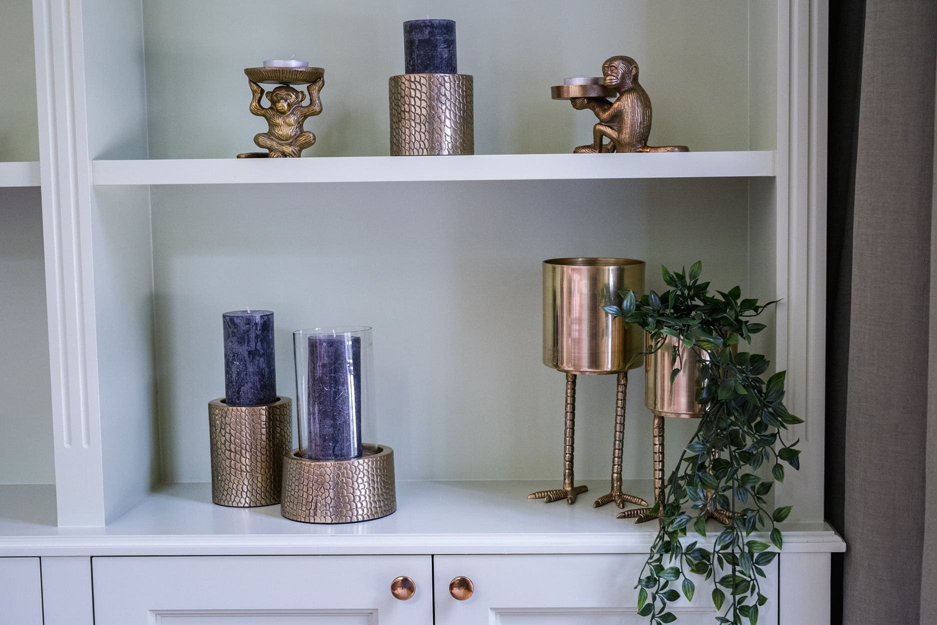 The Croco Candle Holder with Glass - Brass - M - Image 2