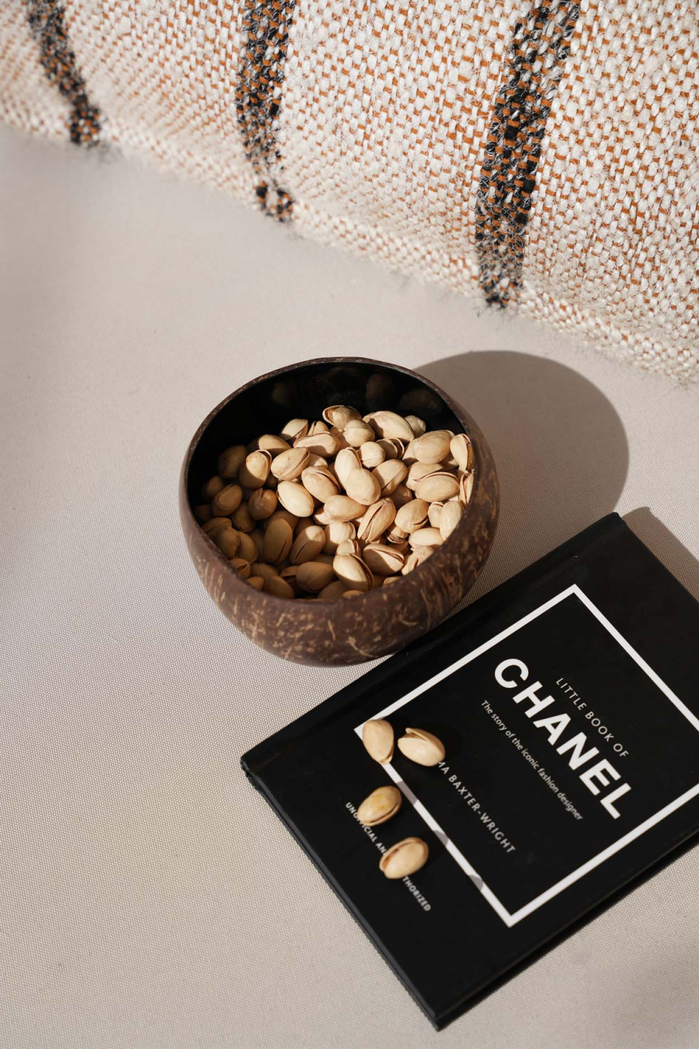 The Coco Food Bowl - Natural Black - Image 2