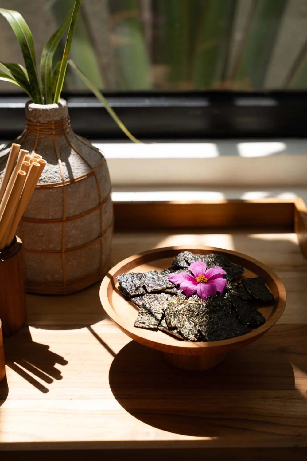 The Teak Root Cake Dish - S - Image 2
