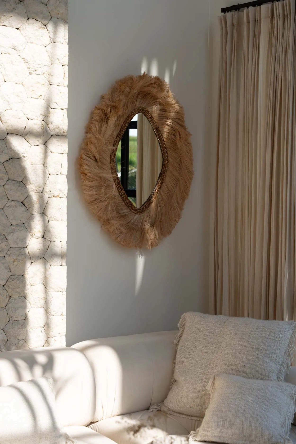 The La Duchessa Mirror - Natural - L - Image 2