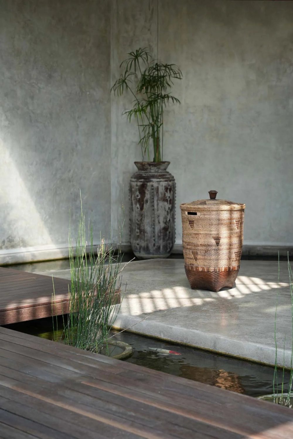 The Colonial Laundry Basket - Natural Brown - XL - Image 2