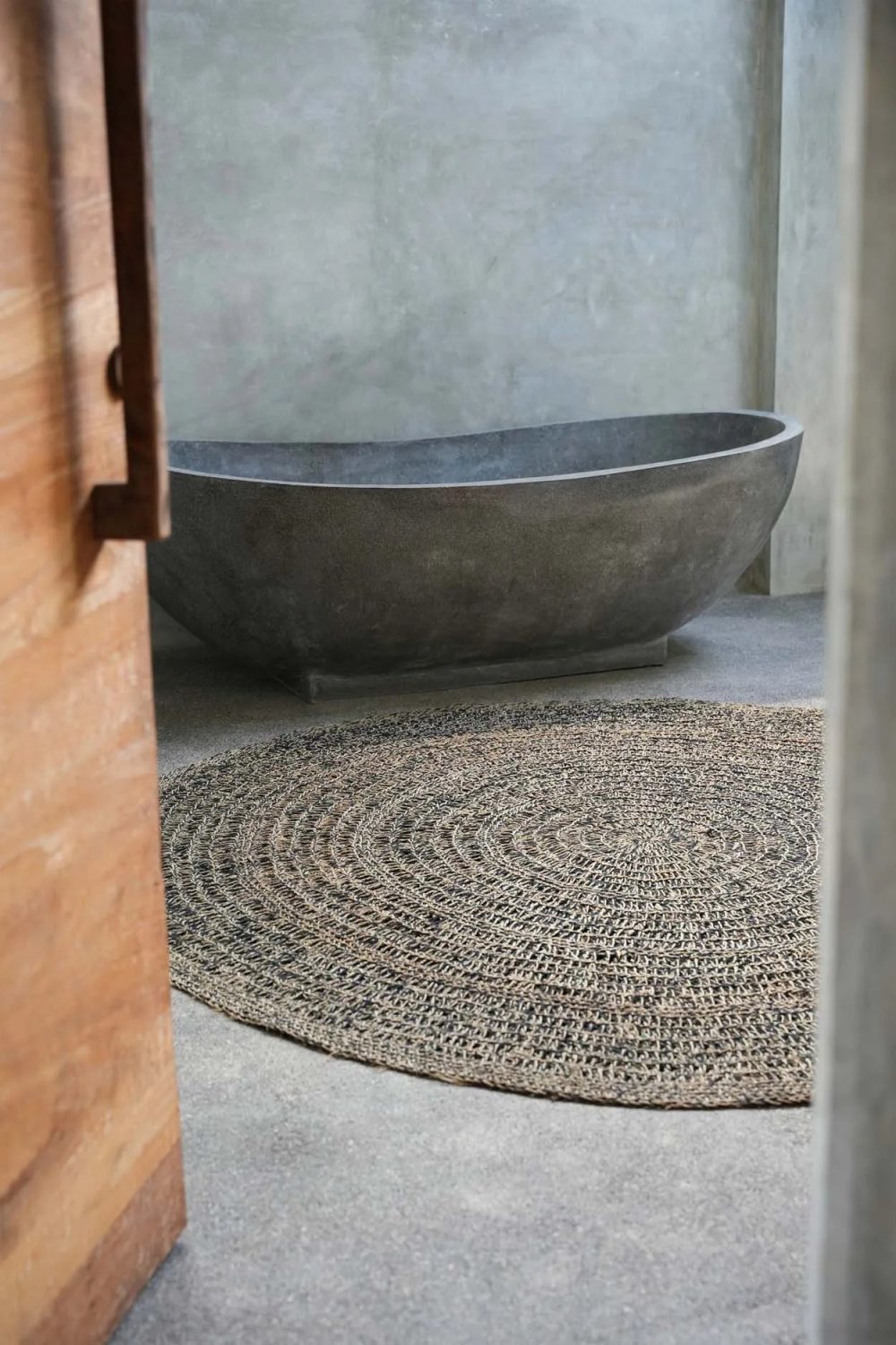 The Seagrass Carpet - Natural Black - 100 - Image 2