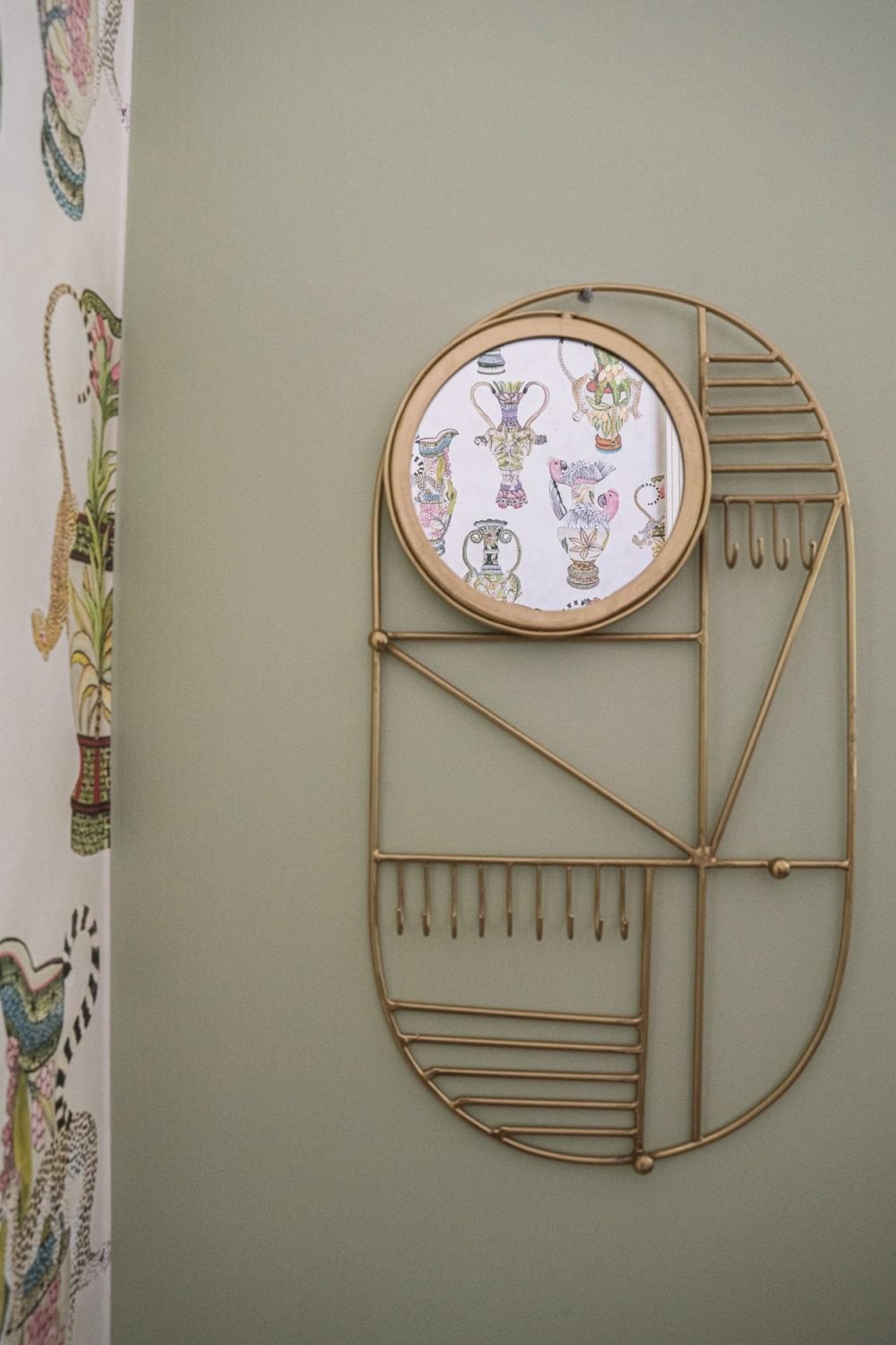 The Do I Look Pretty Wall Hanger - Brass - Image 2