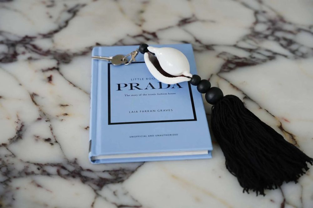 The Togian Keychain - Black White - Image 2