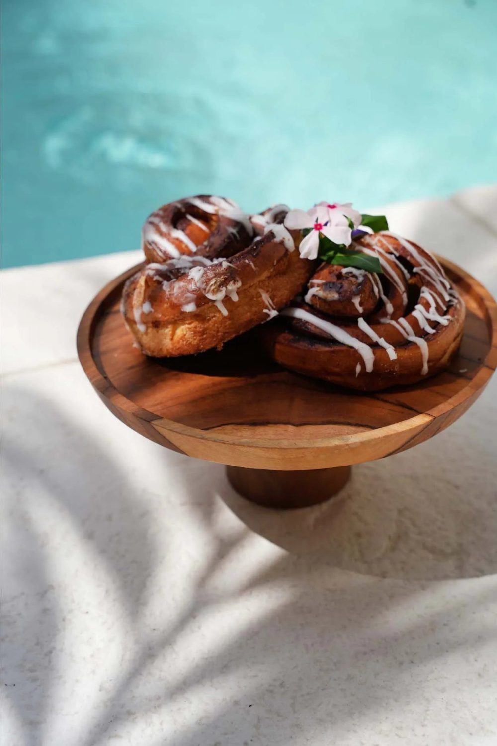 The Teak Root Cake Dish - M - Image 2