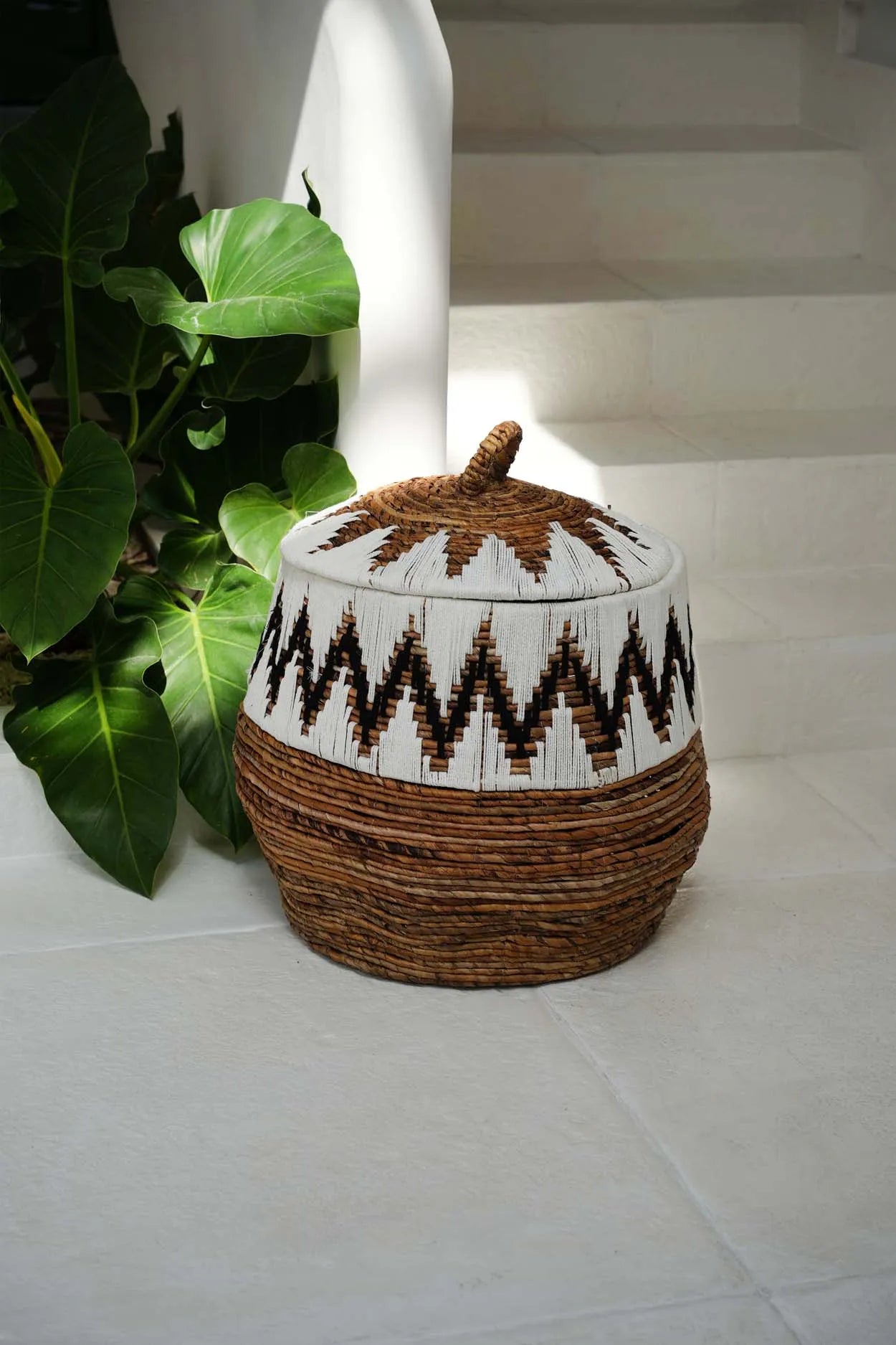 The Little Bay Beach Basket - Natural White - L - Image 2