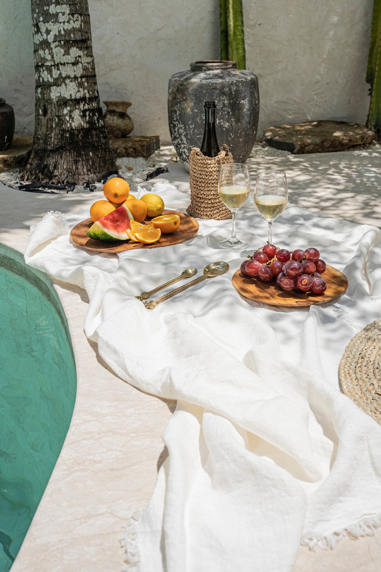 The Linen Tablecloth - White - 150x200 - Image 2