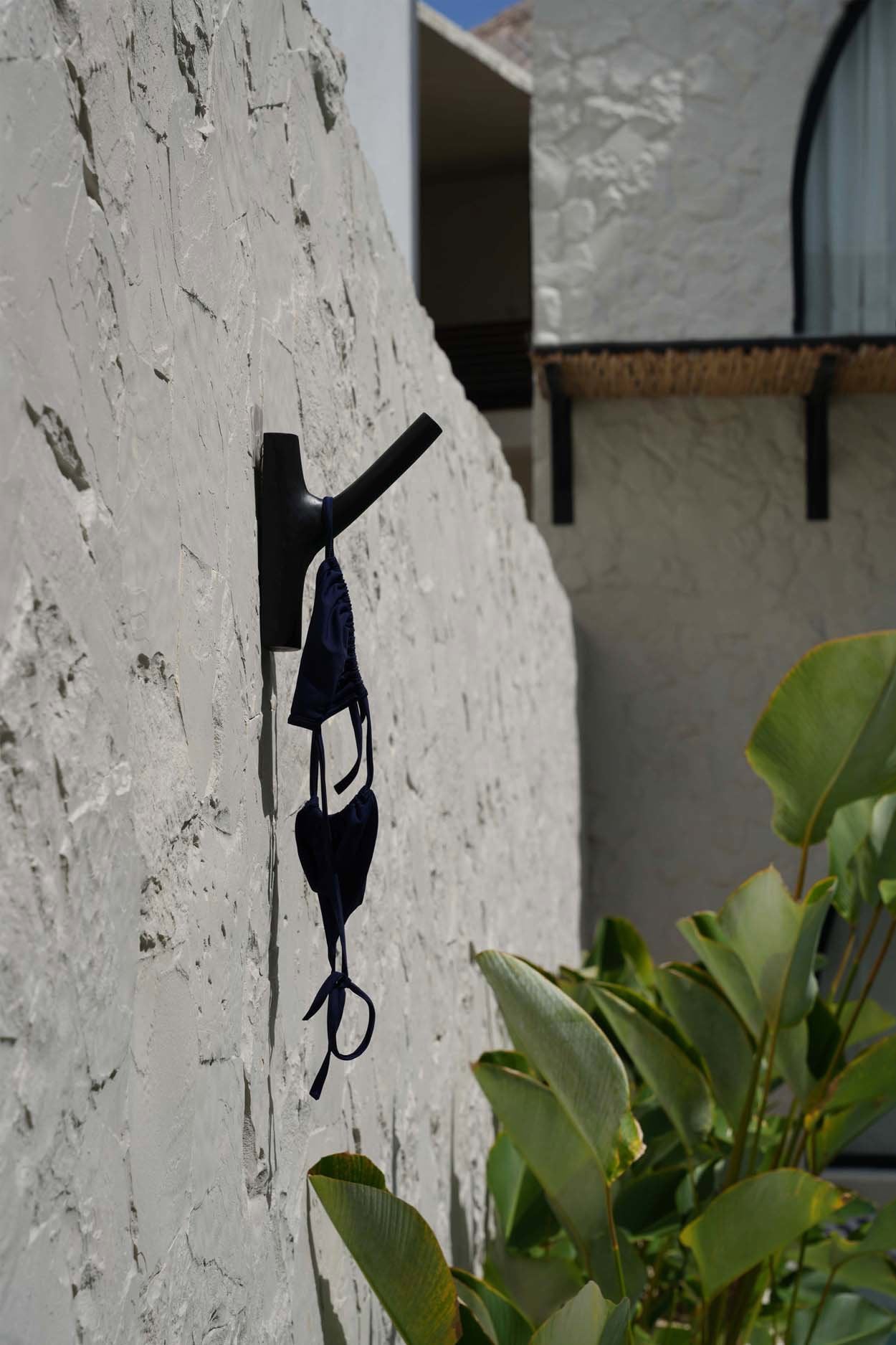 The Hook - Black - Image 2