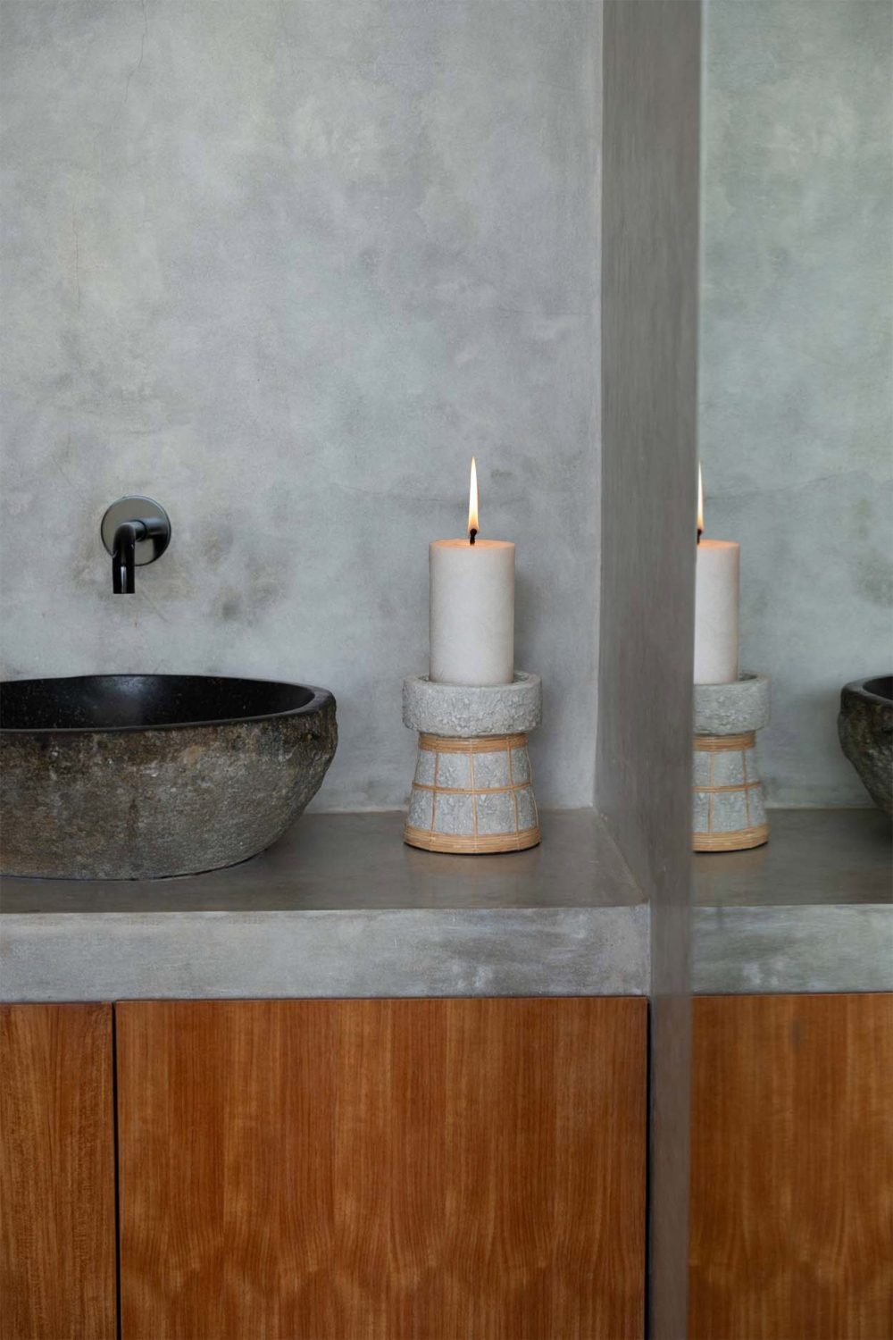 The Serene Candle Holder - Concrete Natural - M - Image 2