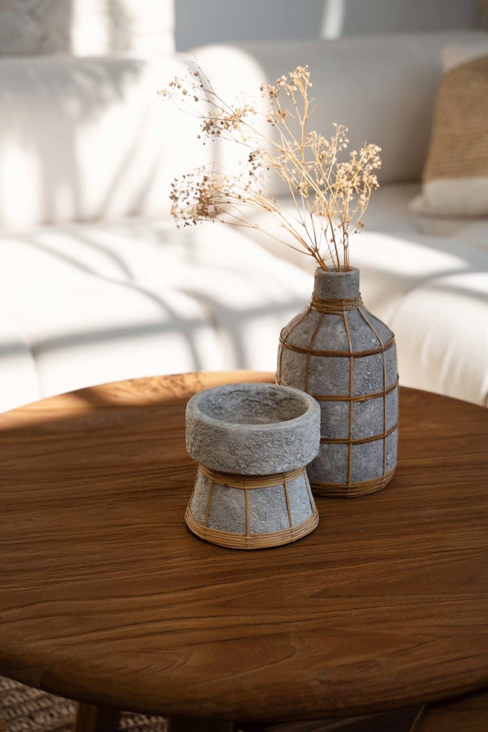 The Serene Candle Holder - Concrete Natural - S - Image 2