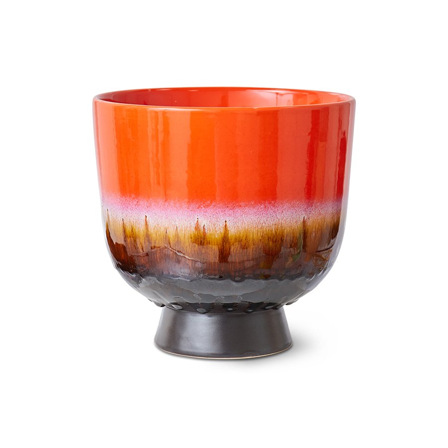 Retro flower pot cherry red