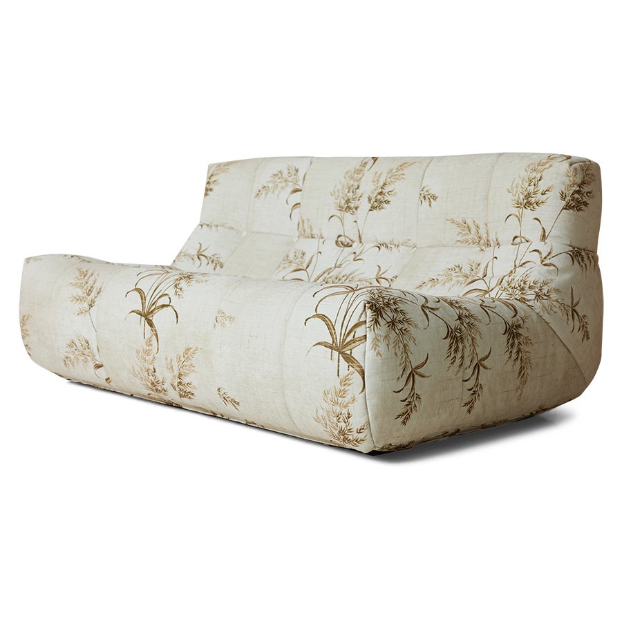 Lazy lounge bench reeds