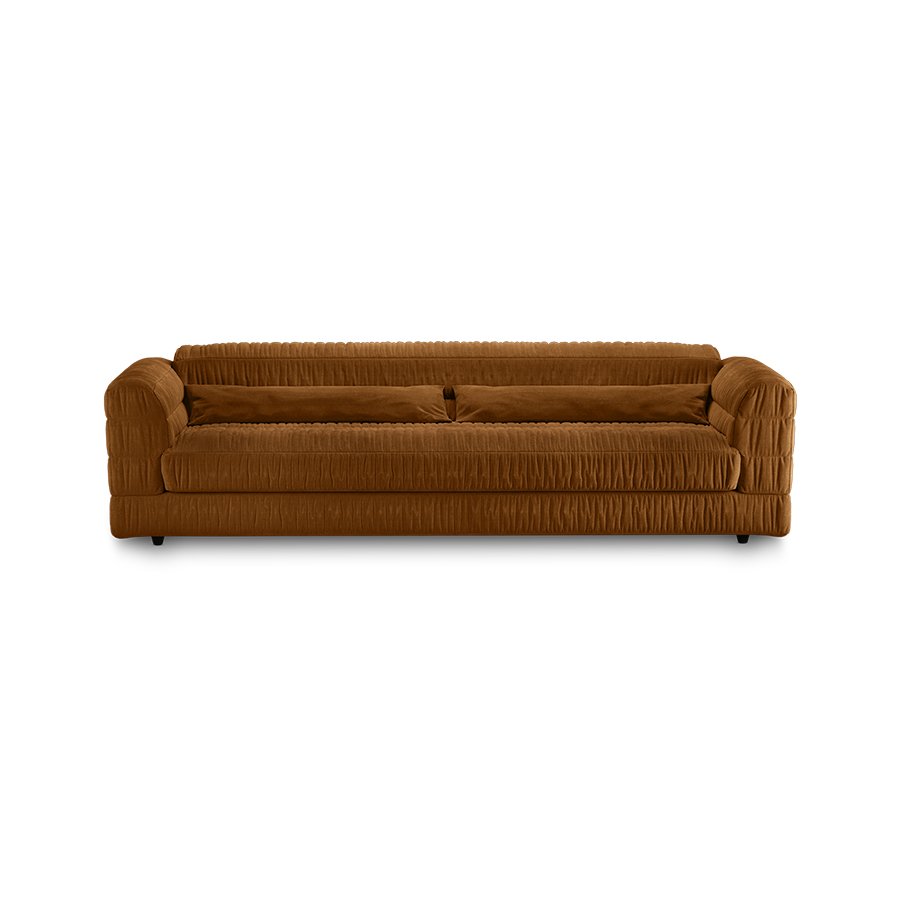 Club couch: royal velvet, caramel