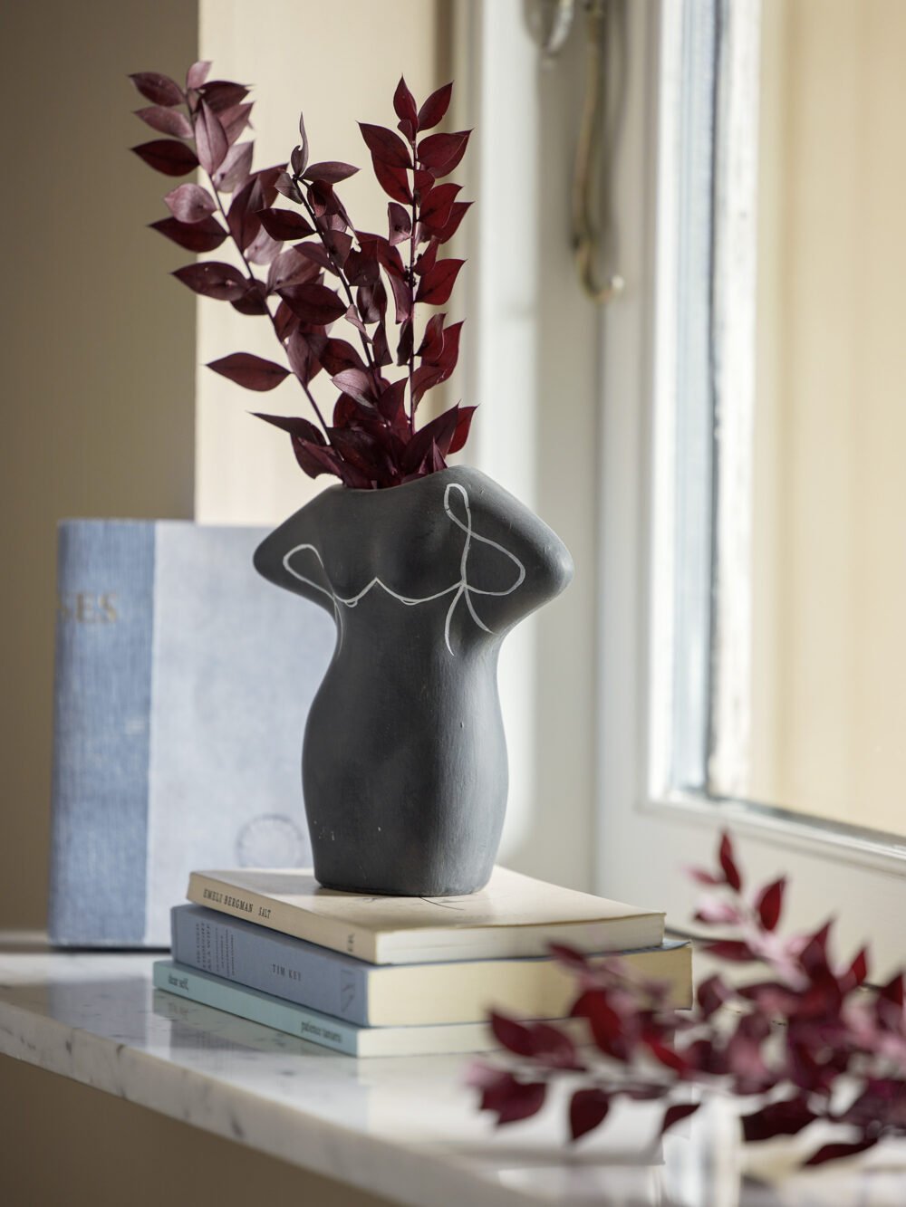 Lulu Deco Vase, Black, Terracotta - Image 3