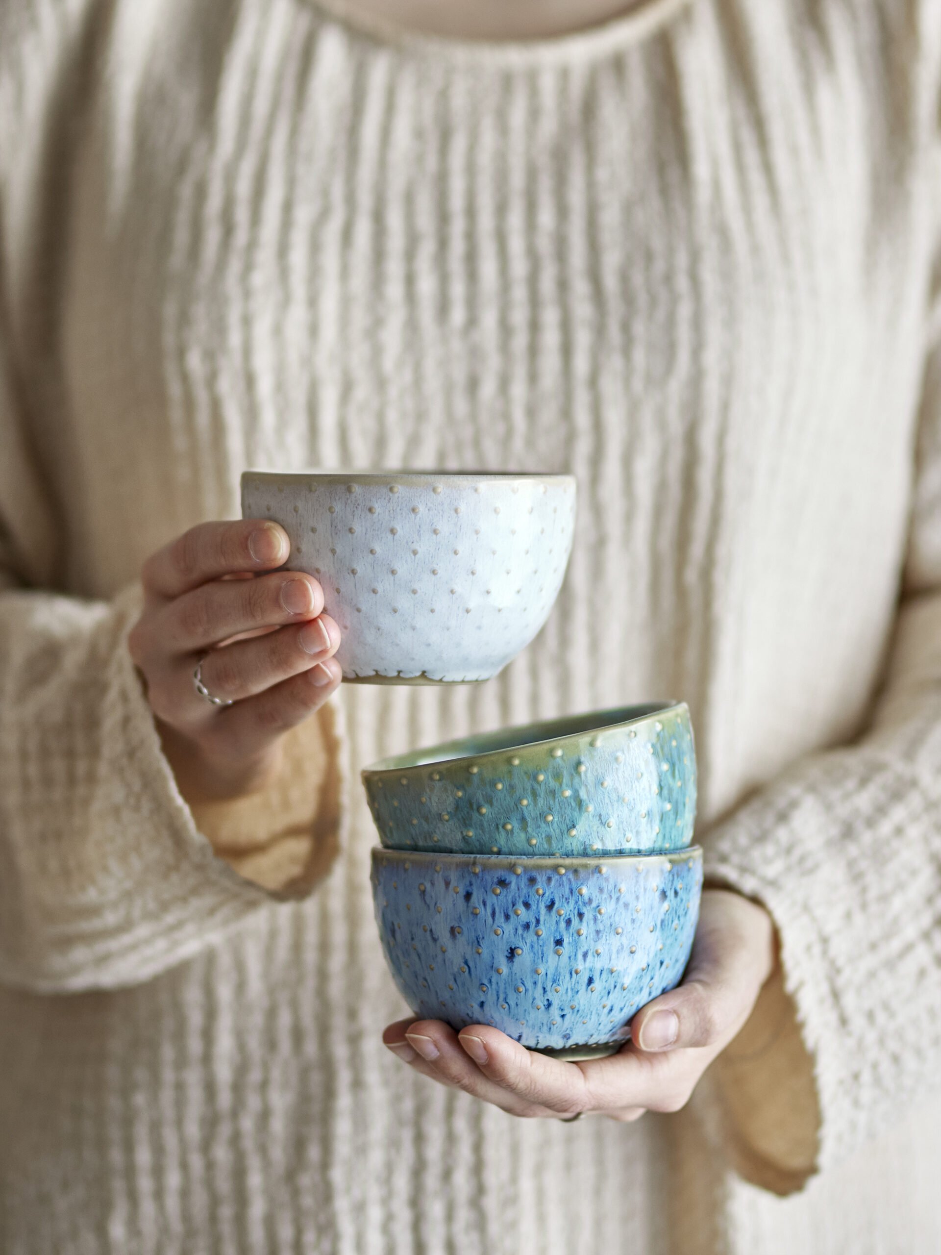 Harriet Bowl, Blue, Stoneware - Image 4