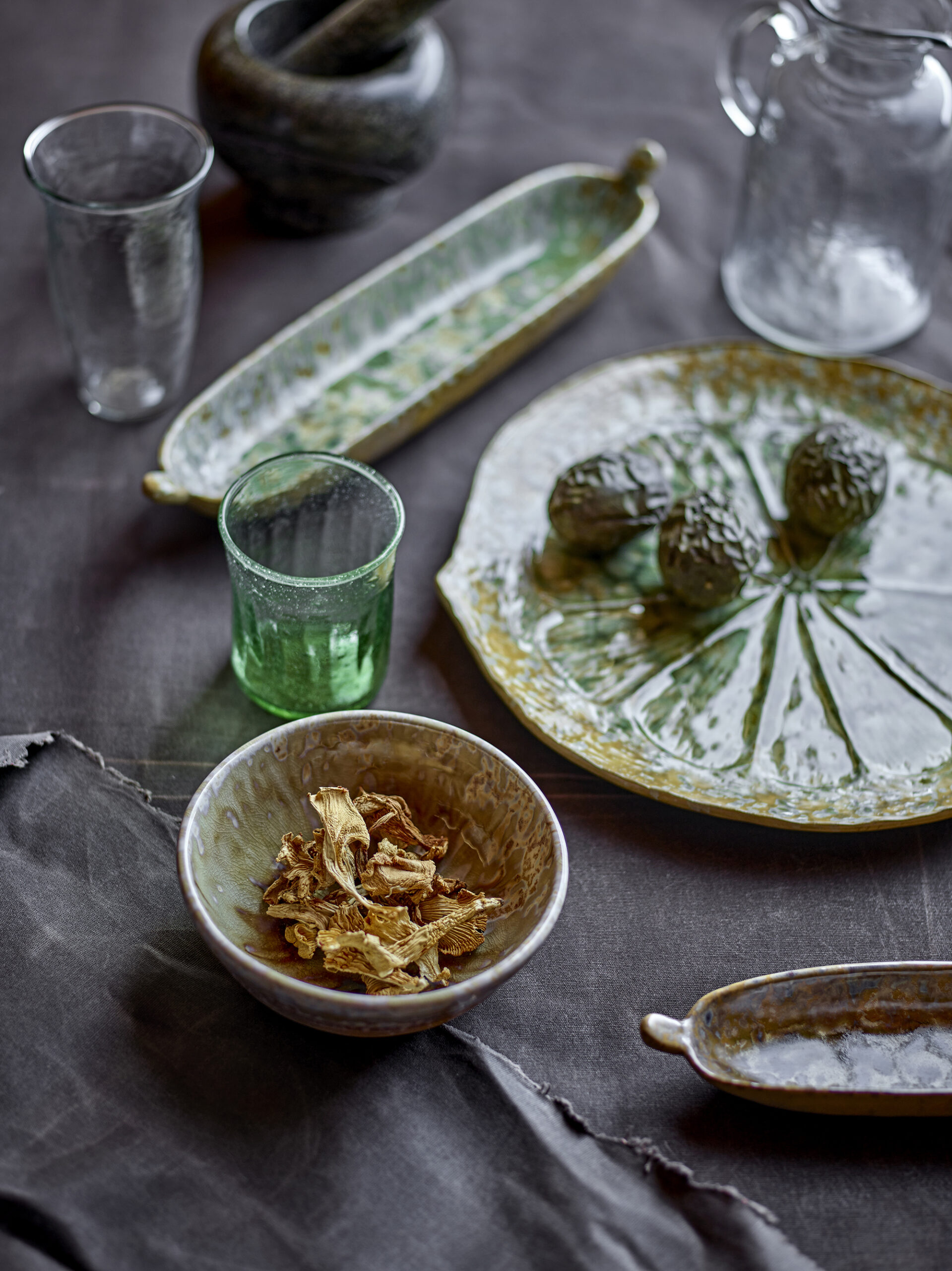 Milani Serving Plate, Green, Stoneware - Image 4