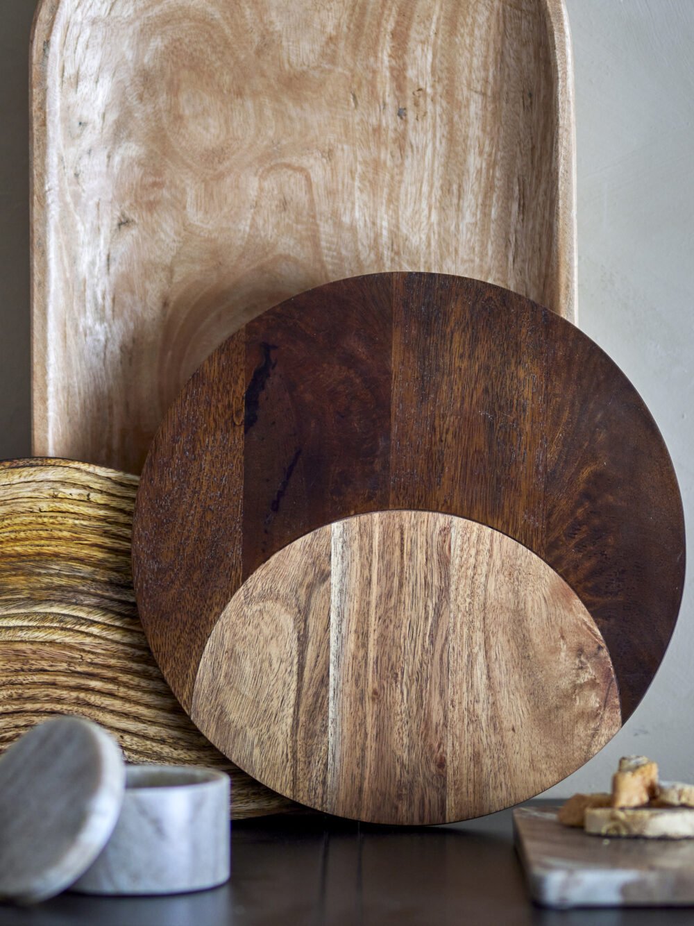 Mattis Cutting Board, Brown, Acacia - Image 4