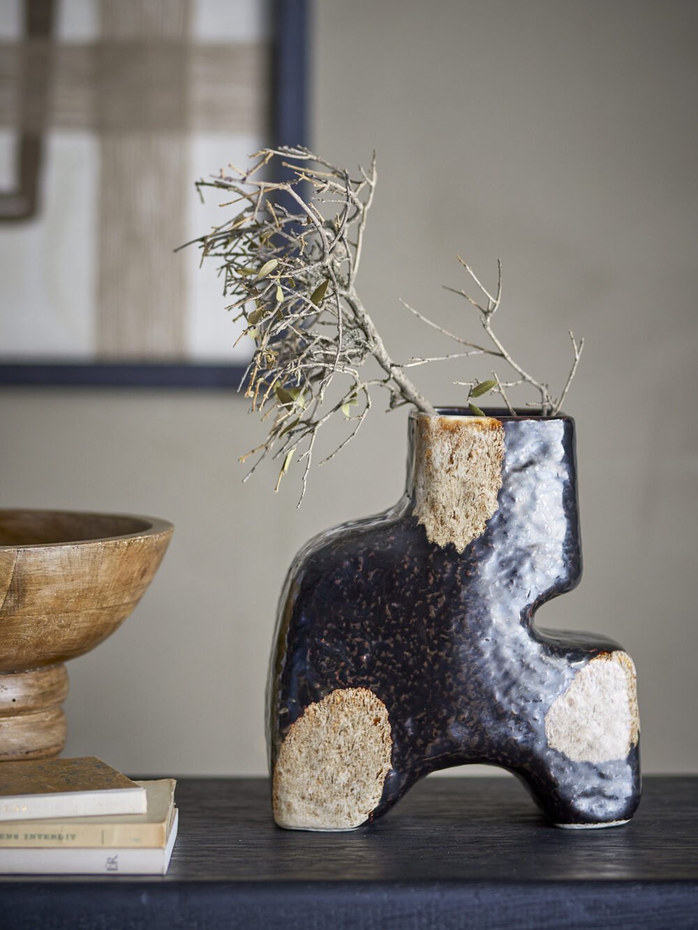 Ollia Vase, Black, Stoneware - Image 3