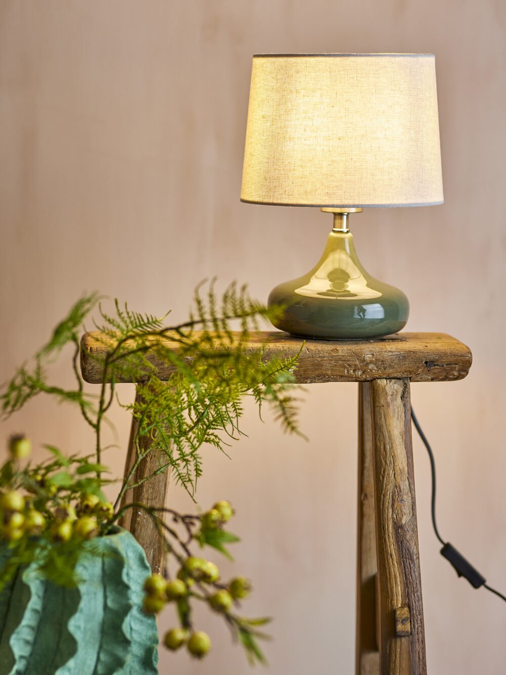 Loa Table lamp, Green, Stoneware - Image 3