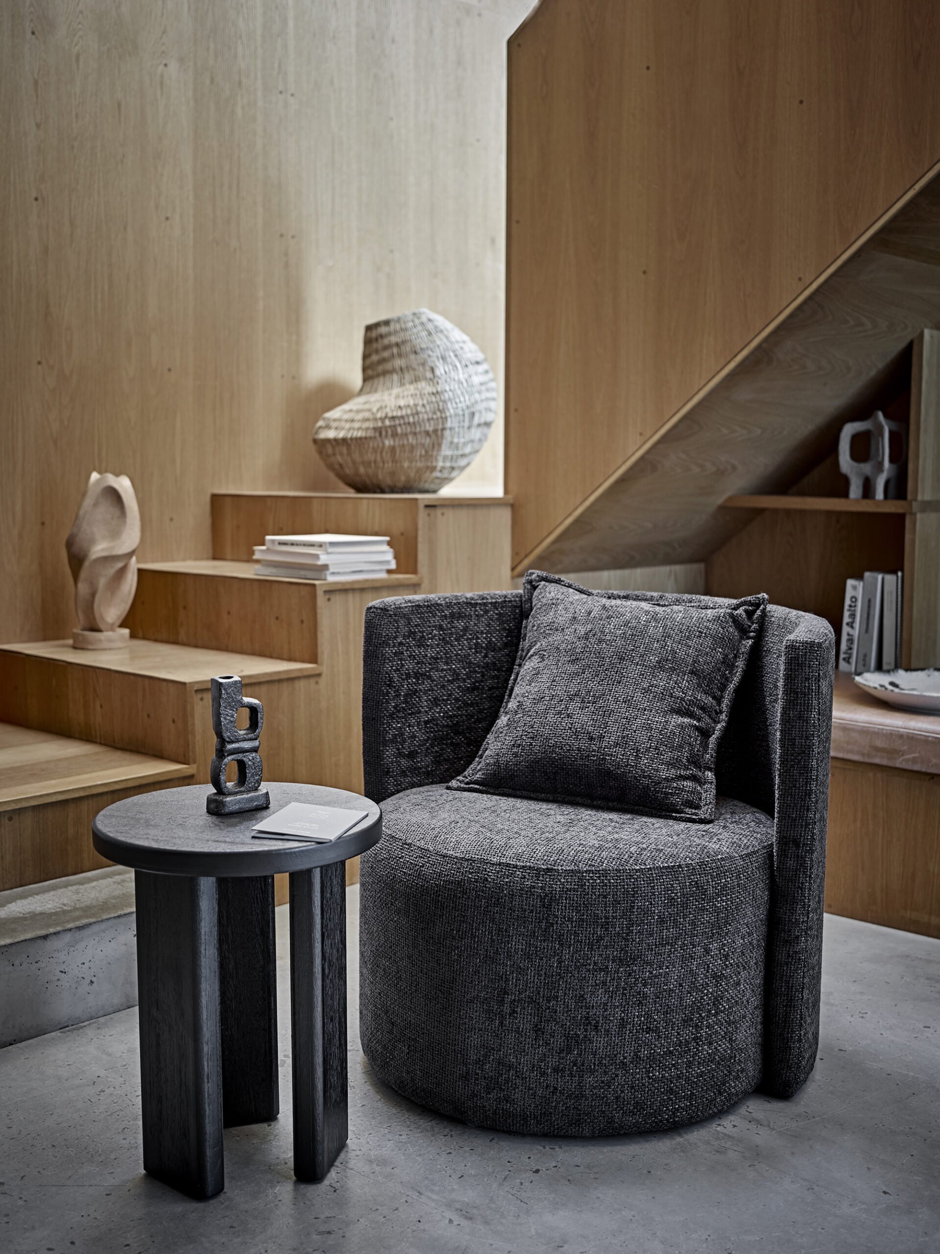 Mimola Side Table, Black, Firwood - Image 3
