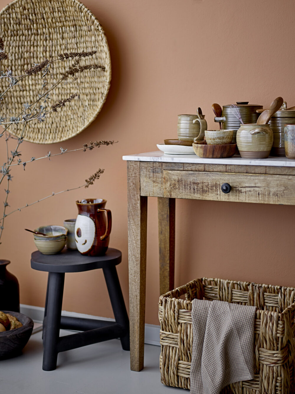 Malie Stool, Black, Mango - Image 2
