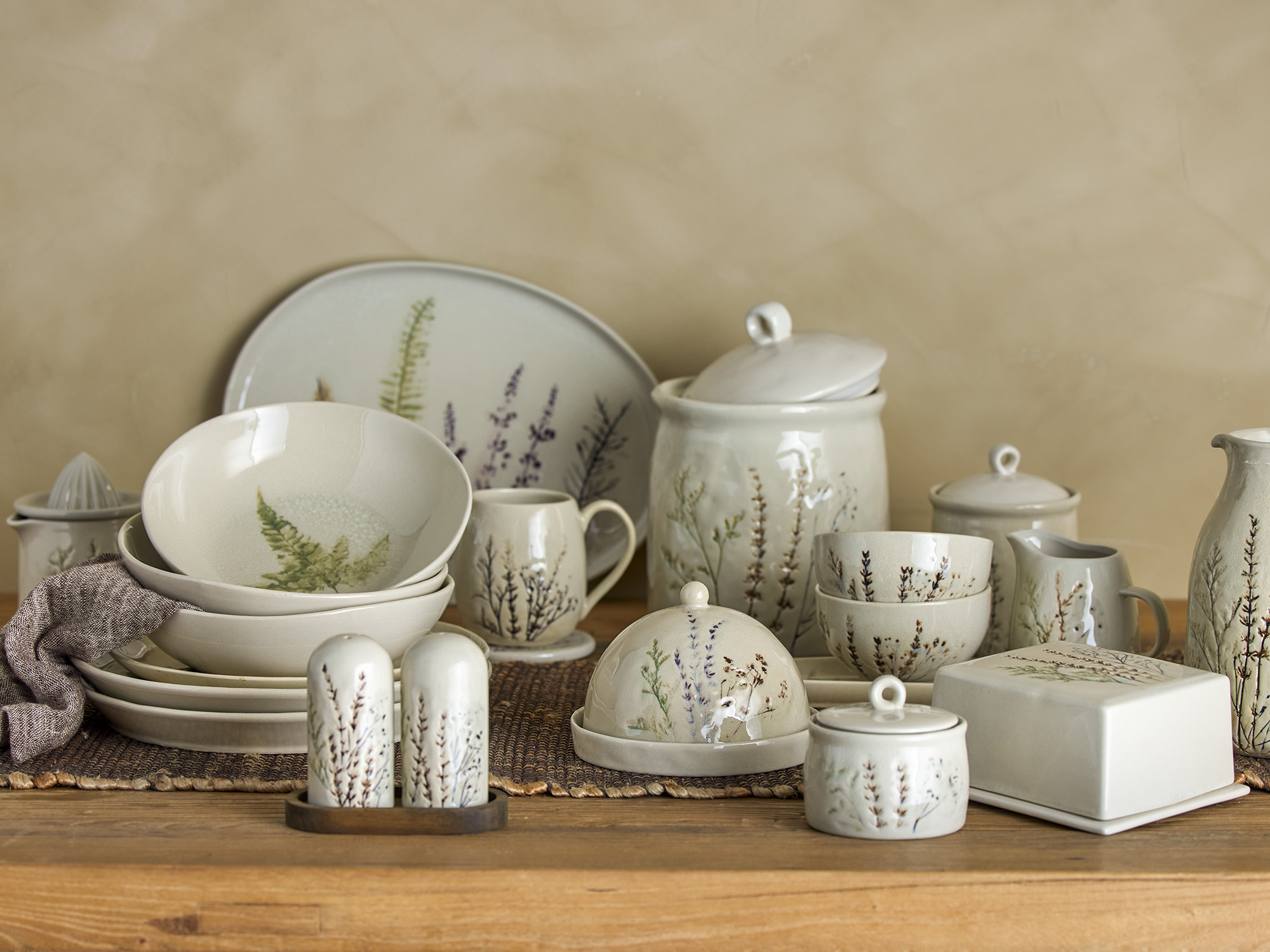 Bea Butter Box, Nature, Stoneware - Image 5