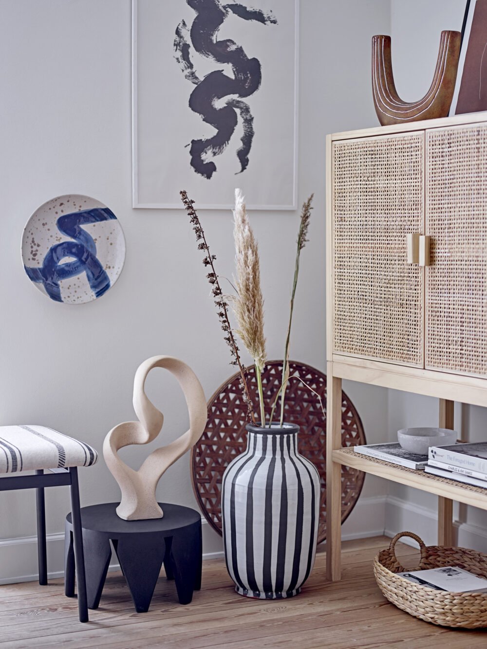 Ozcar Wall Decor, Blue, Stoneware - Image 3