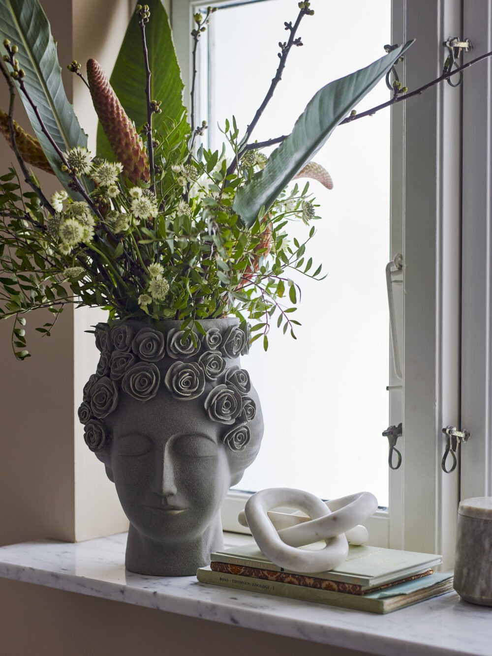 Akira Vase, Grey, Stoneware - Image 6