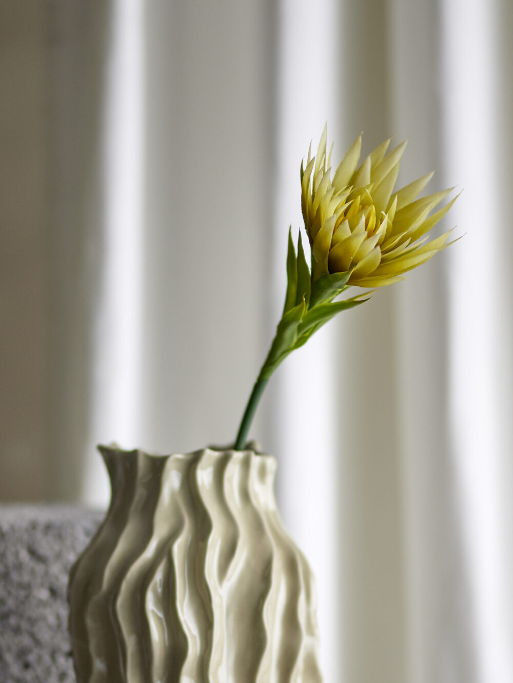 Lily Stem, Yellow, Artificial Flowers - Image 5