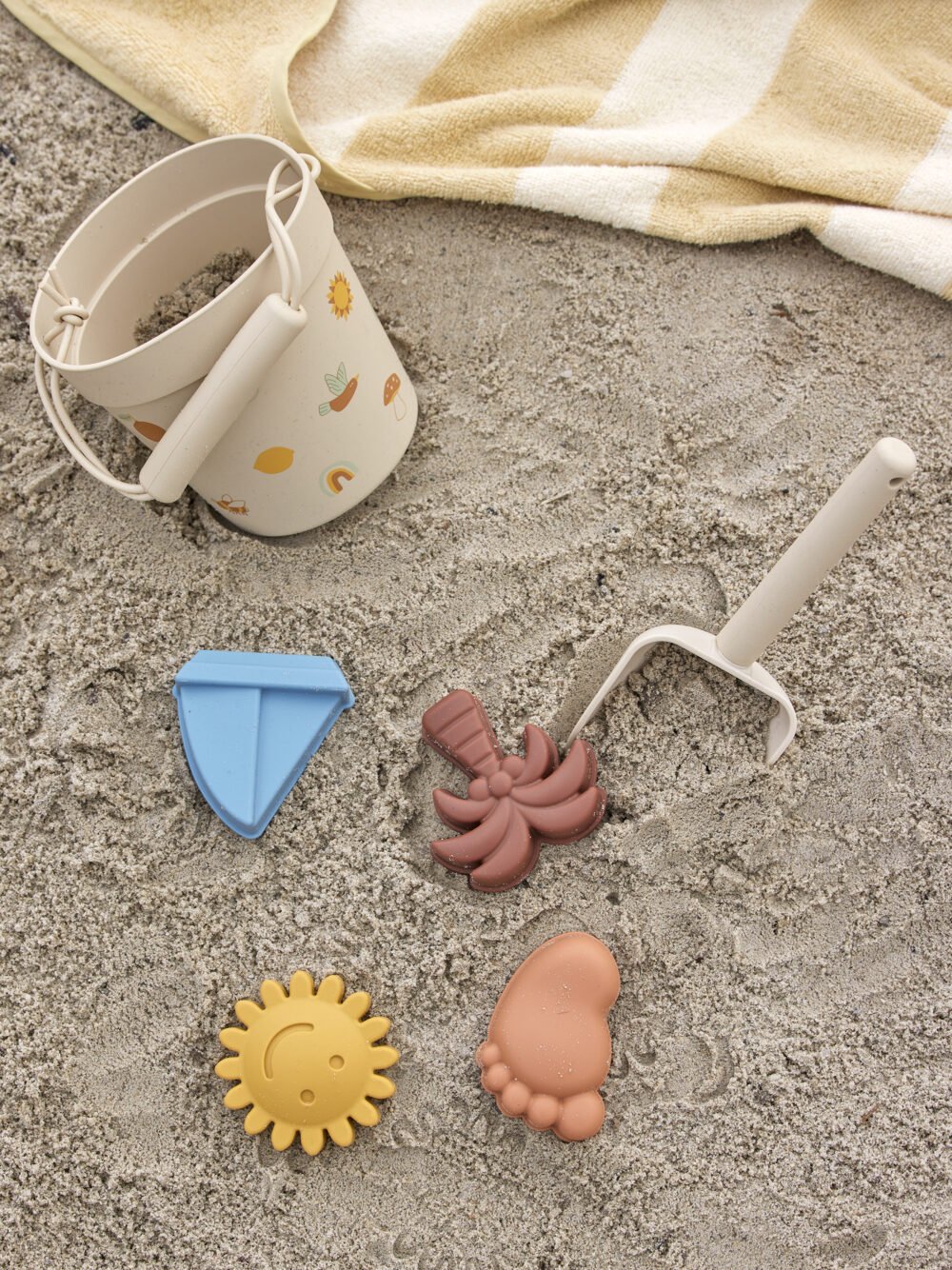 Agnes Beach & Sand Toy, Nature, Silicone - Image 5