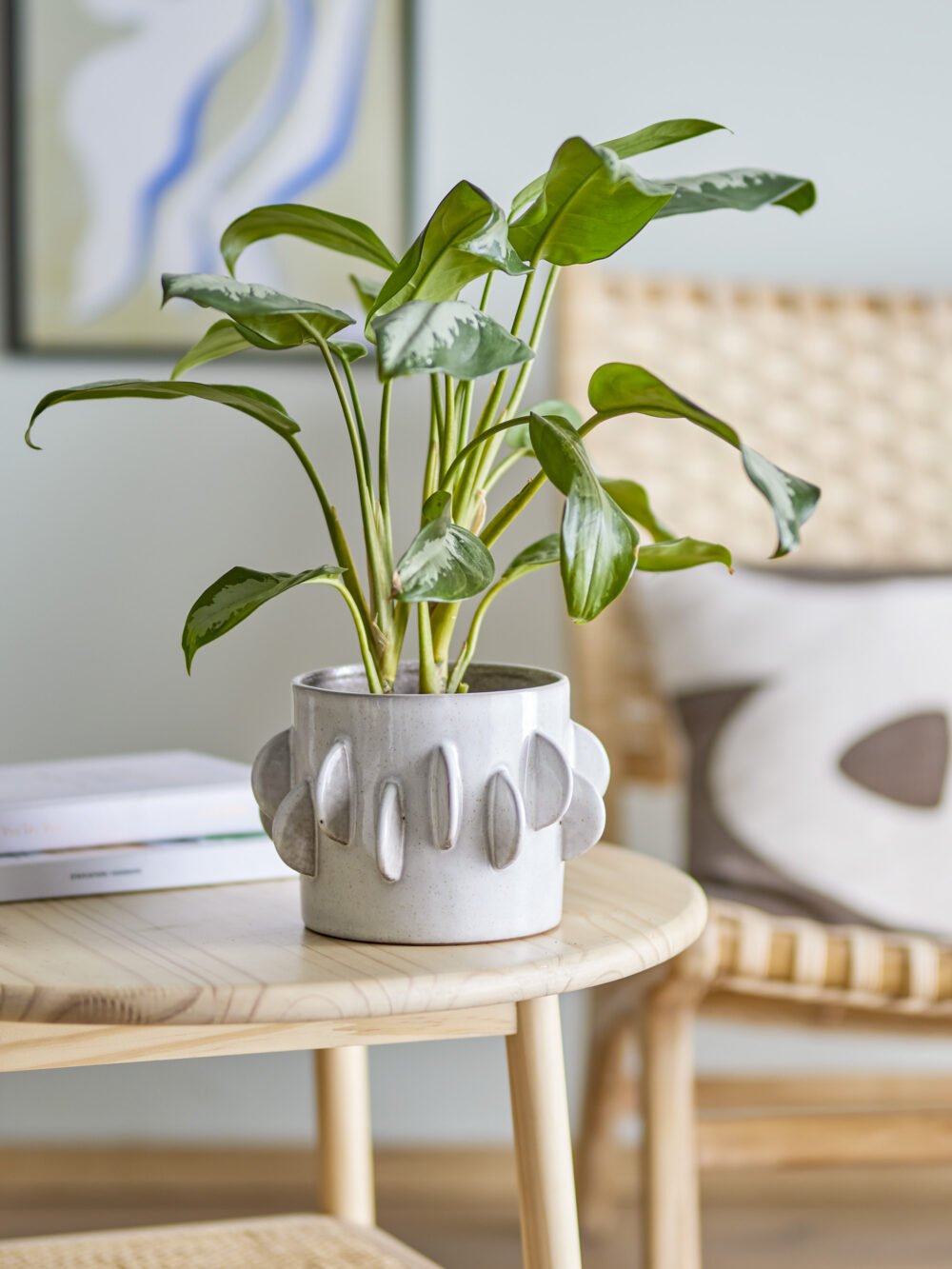 Roza Flowerpot, White, Stoneware - Image 2