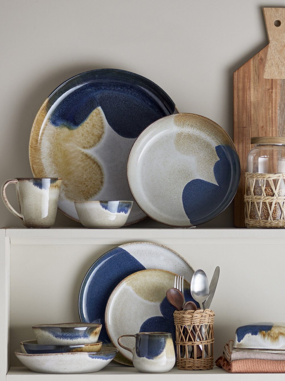 Jules Dinnerware Set, Grey, Stoneware - Image 2