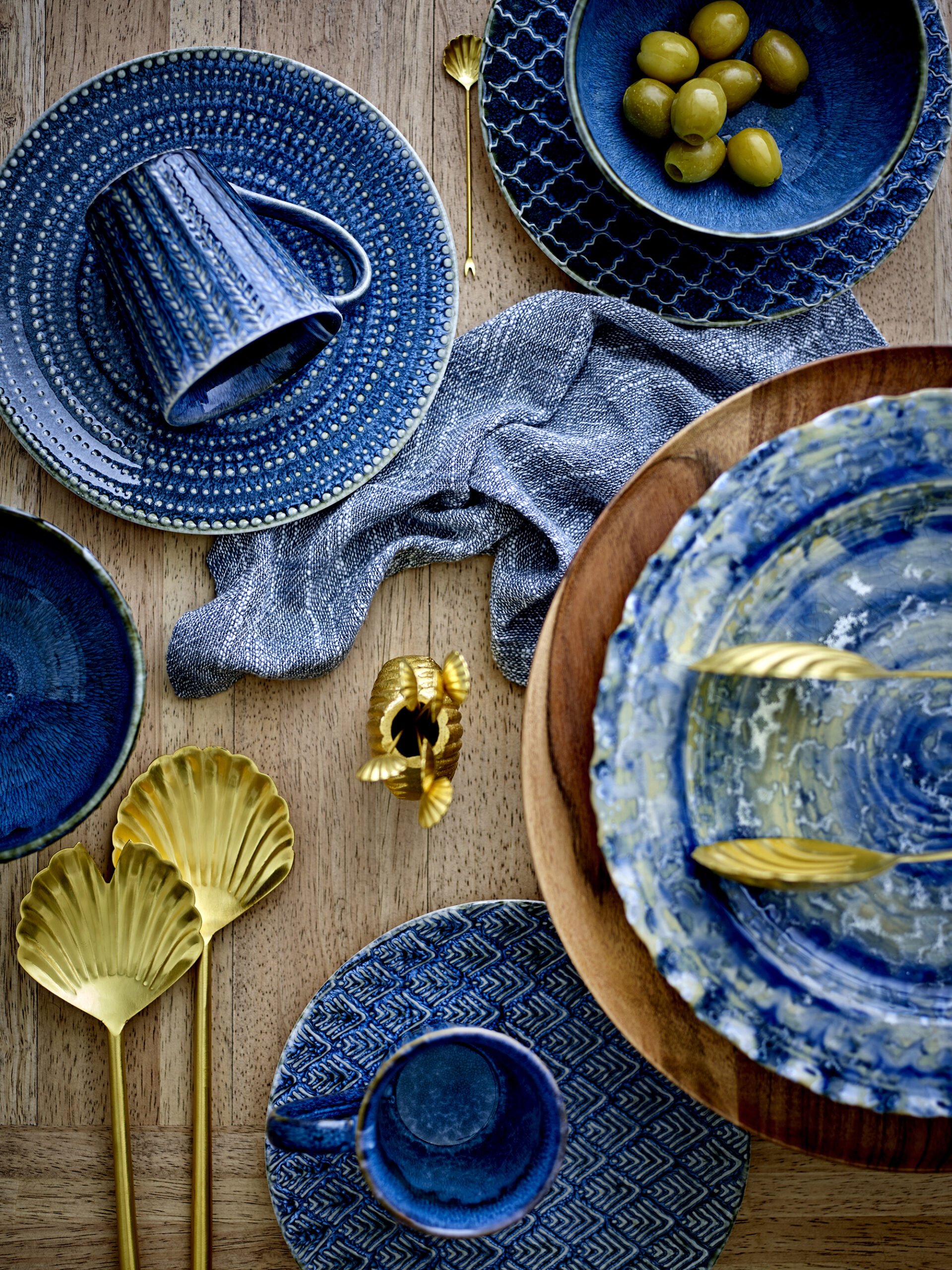 Rowan Serving Plate, Blue, Stoneware - Image 5