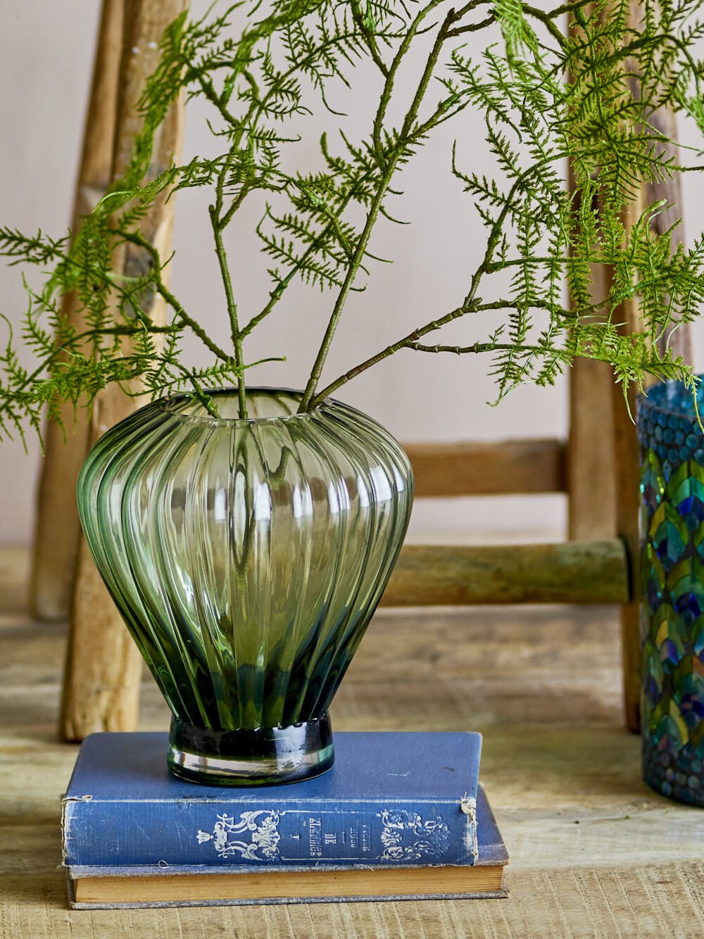 Reeve Vase, Green, Glass - Image 2