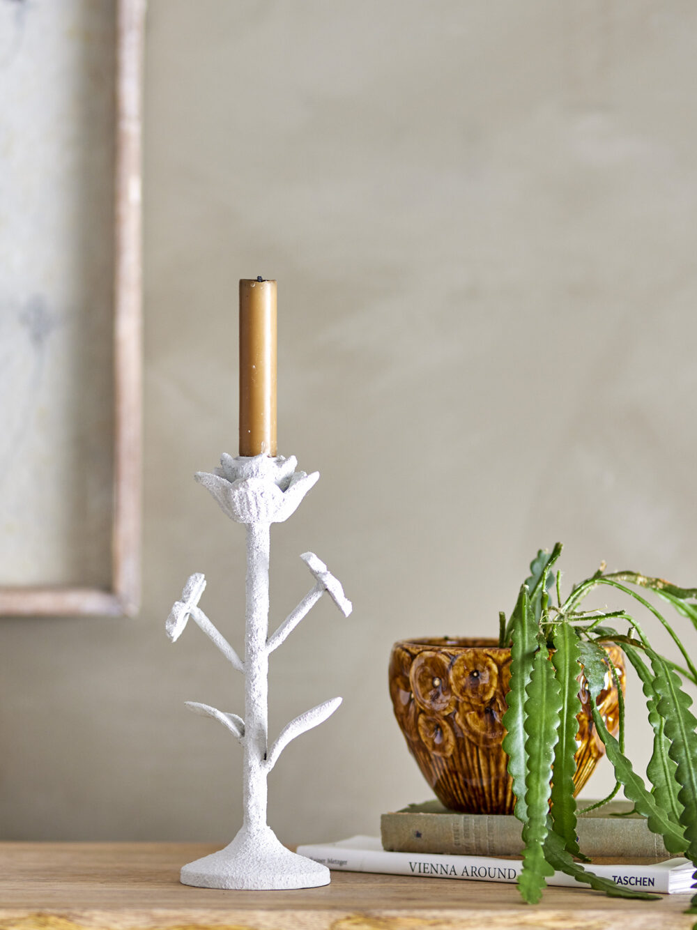 Ranin Candle Holder, White, Iron - Image 3