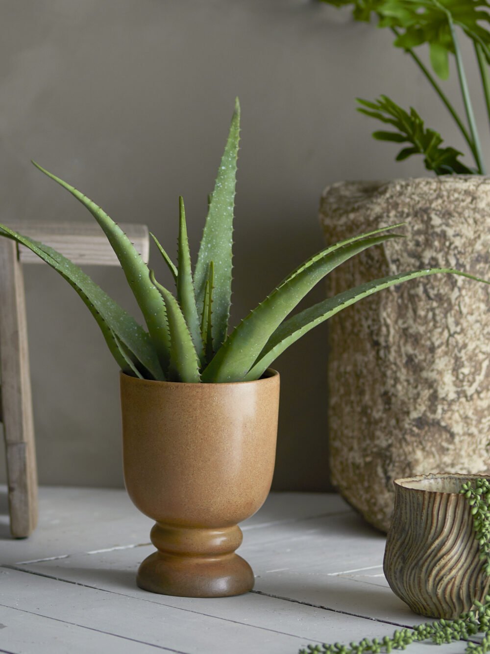 Aloe Plant, Green, Artificial Flowers - Image 3