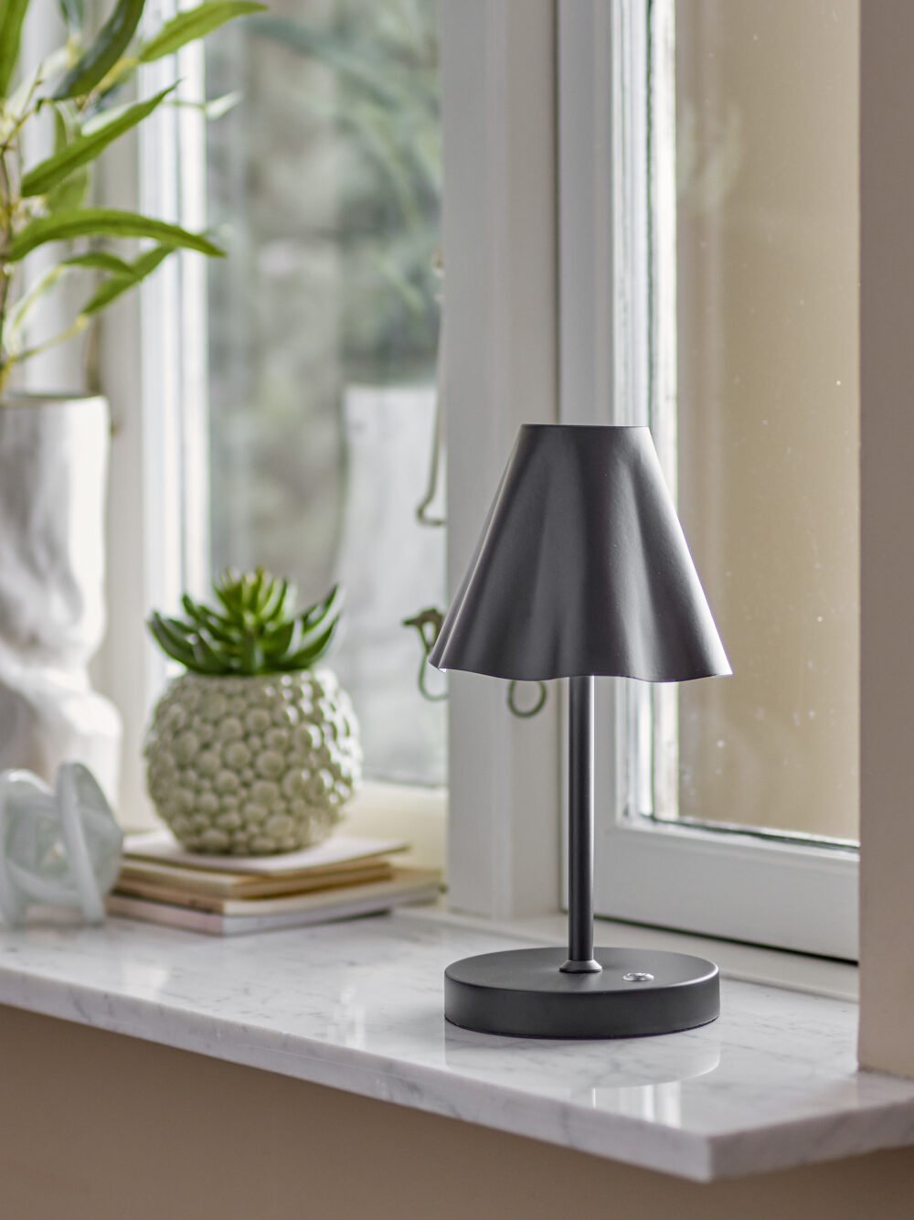 Lianna Portable Lampe, Rechargeable, Black, Metal - Image 4