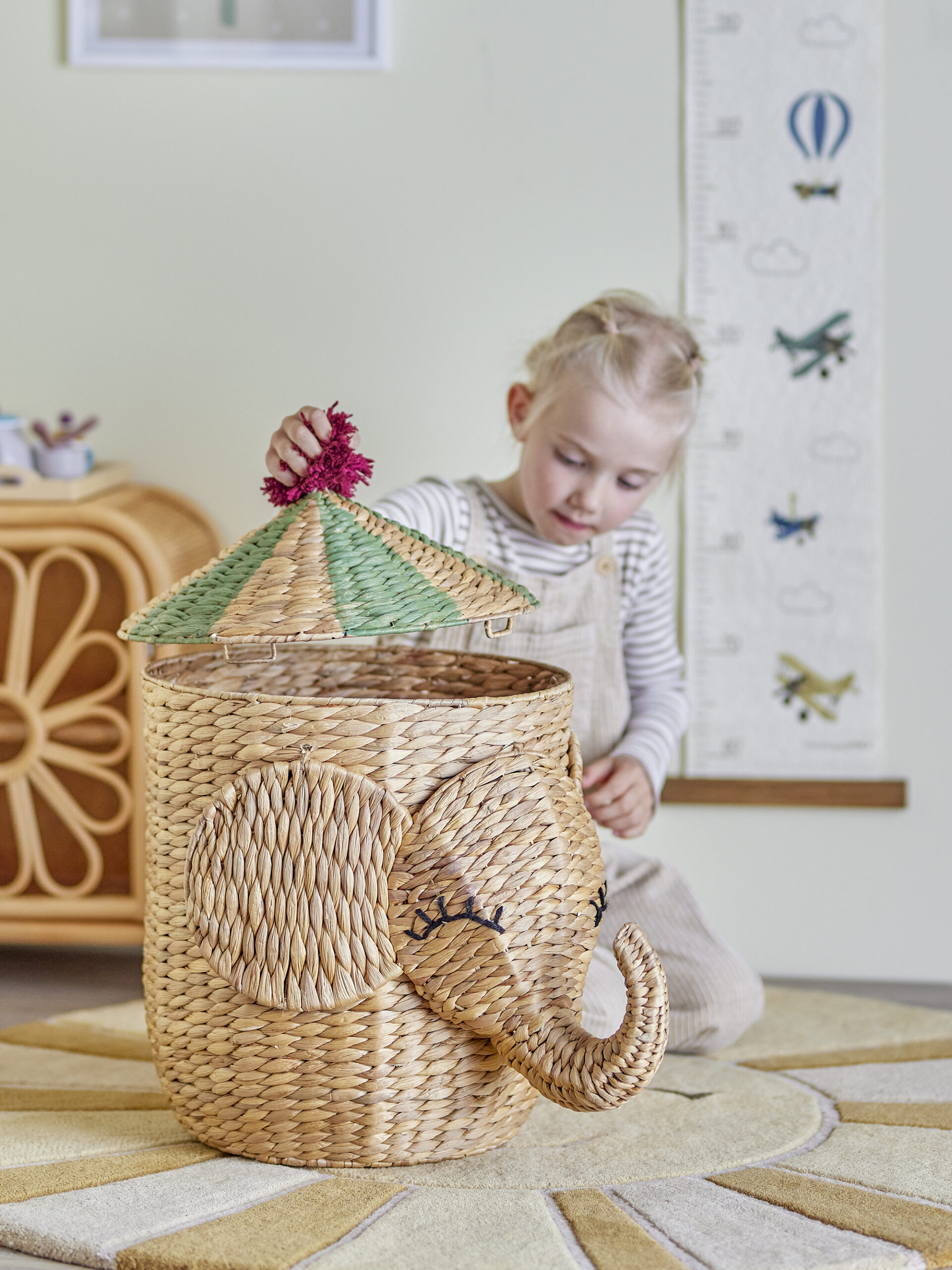 Bobo Basket w/Lid, Nature, Water Hyacinth - Image 4