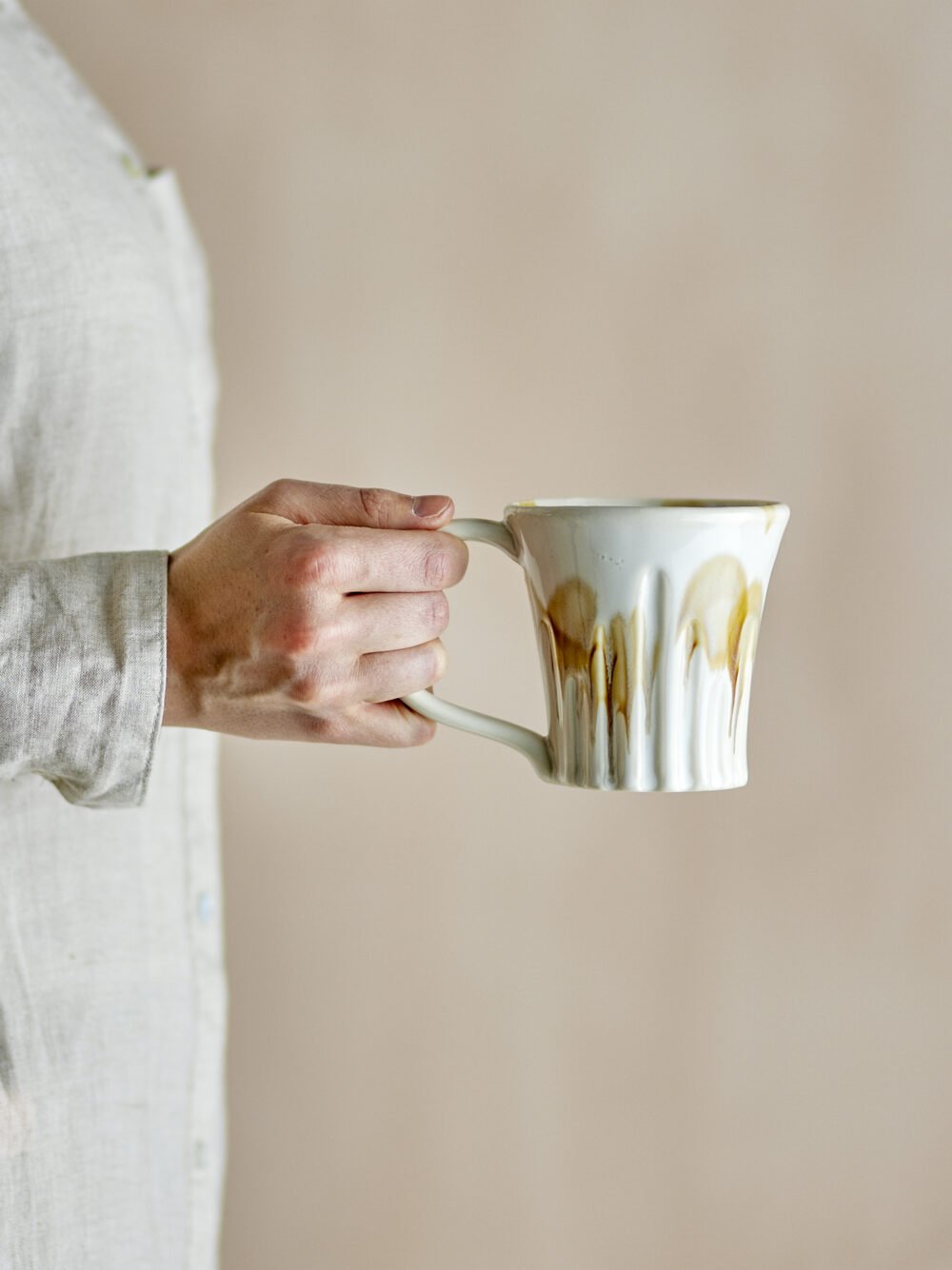 Joseph Mug, Brown, Stoneware - Image 4