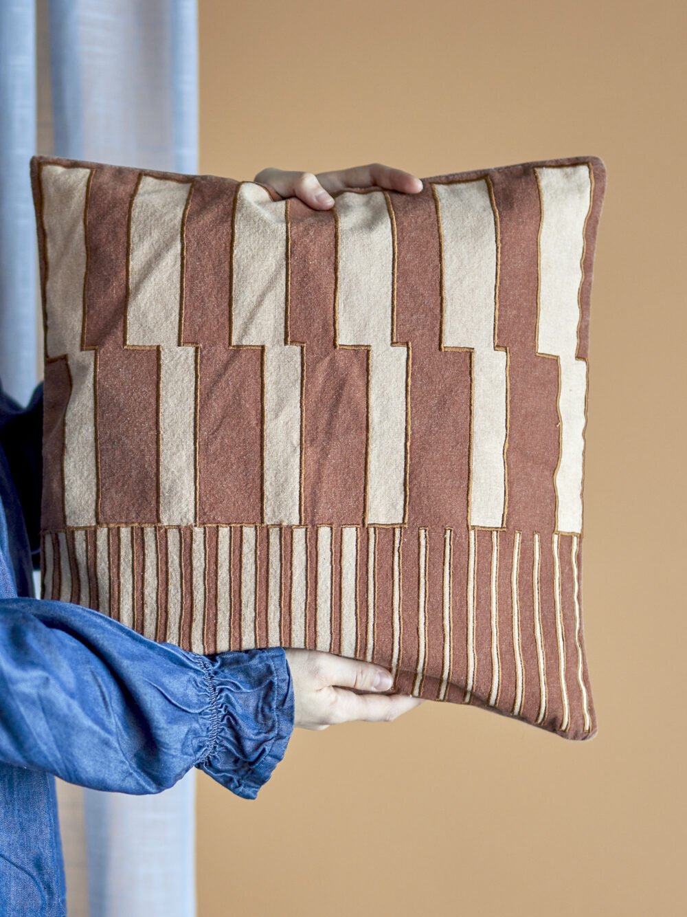 Cowes Cushion, Brown, Cotton OEKO-TEX® - Image 5