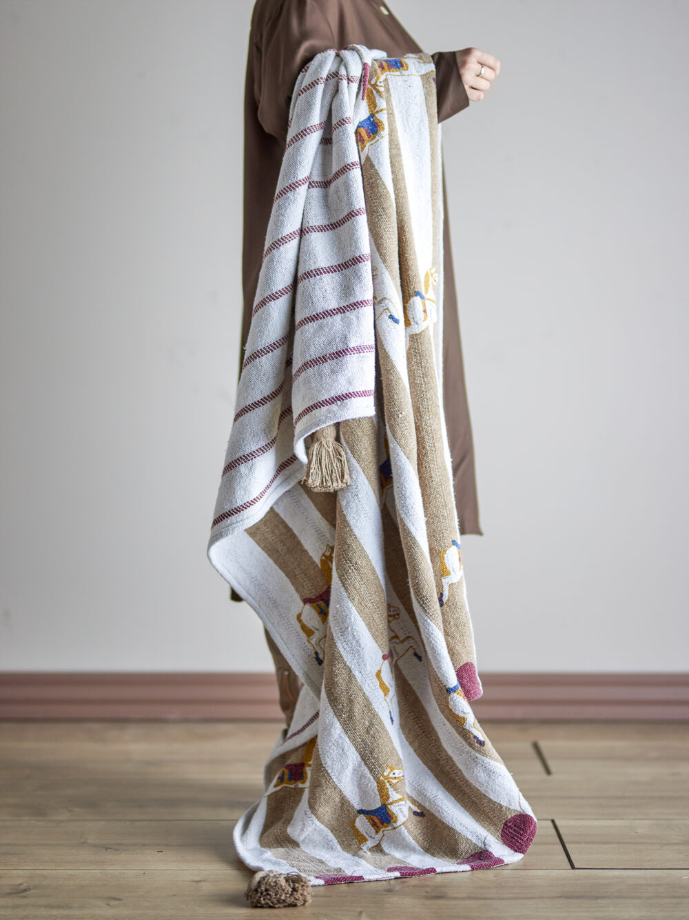 Merry-go-round Throw, Nature, Recycled Cotton - Image 3