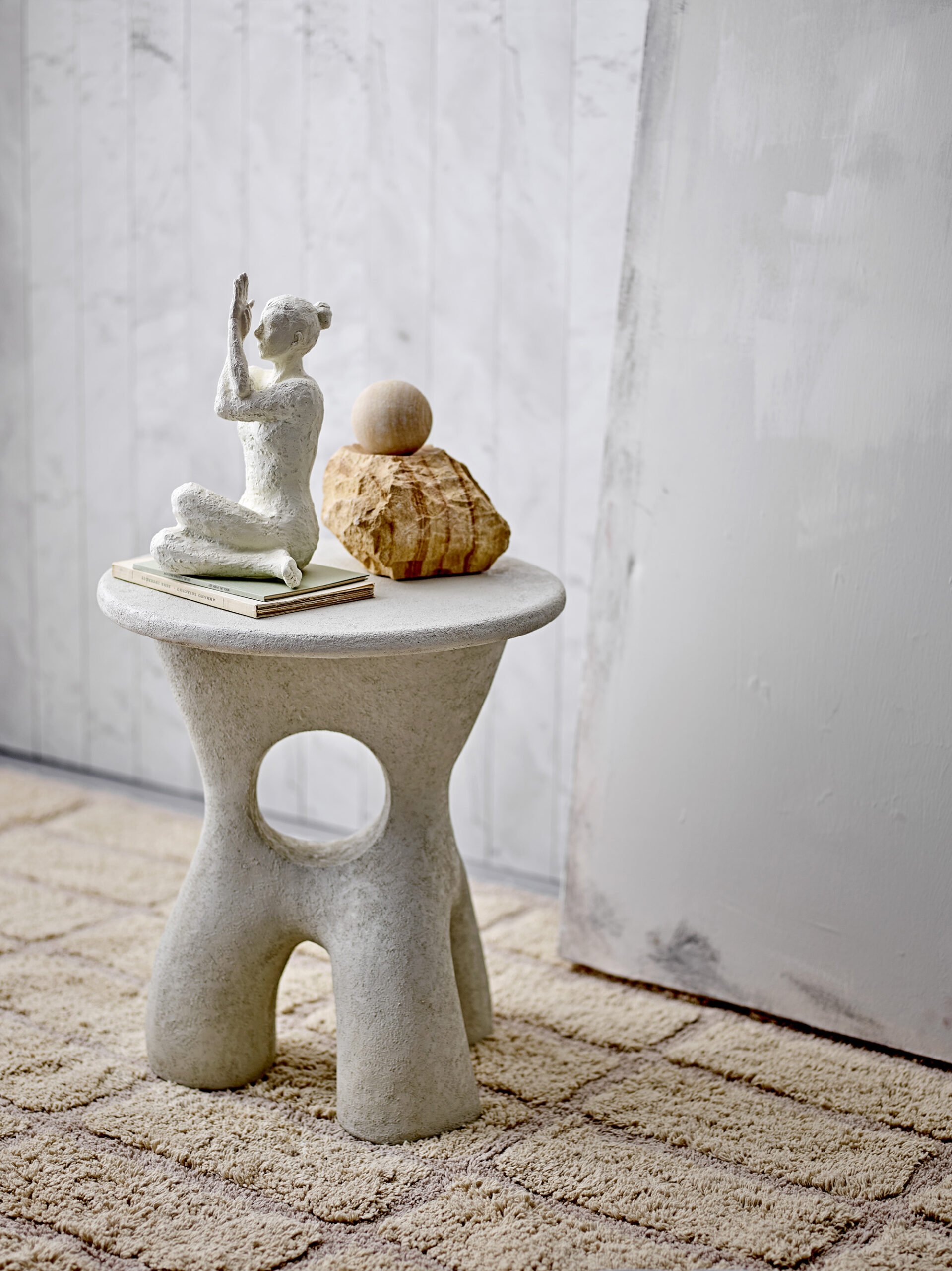 Amiee Side Table, White, Polyresin - Image 5