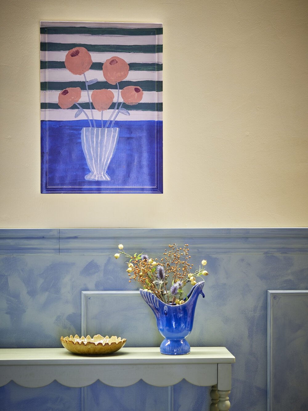 Florinda Illustration w/ Frame, Blue, Firwood - Image 2