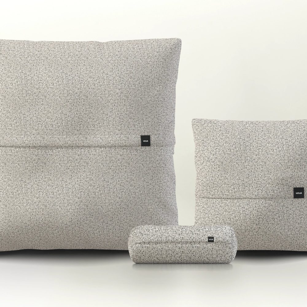 pillow set 2 - loop loop - bounty